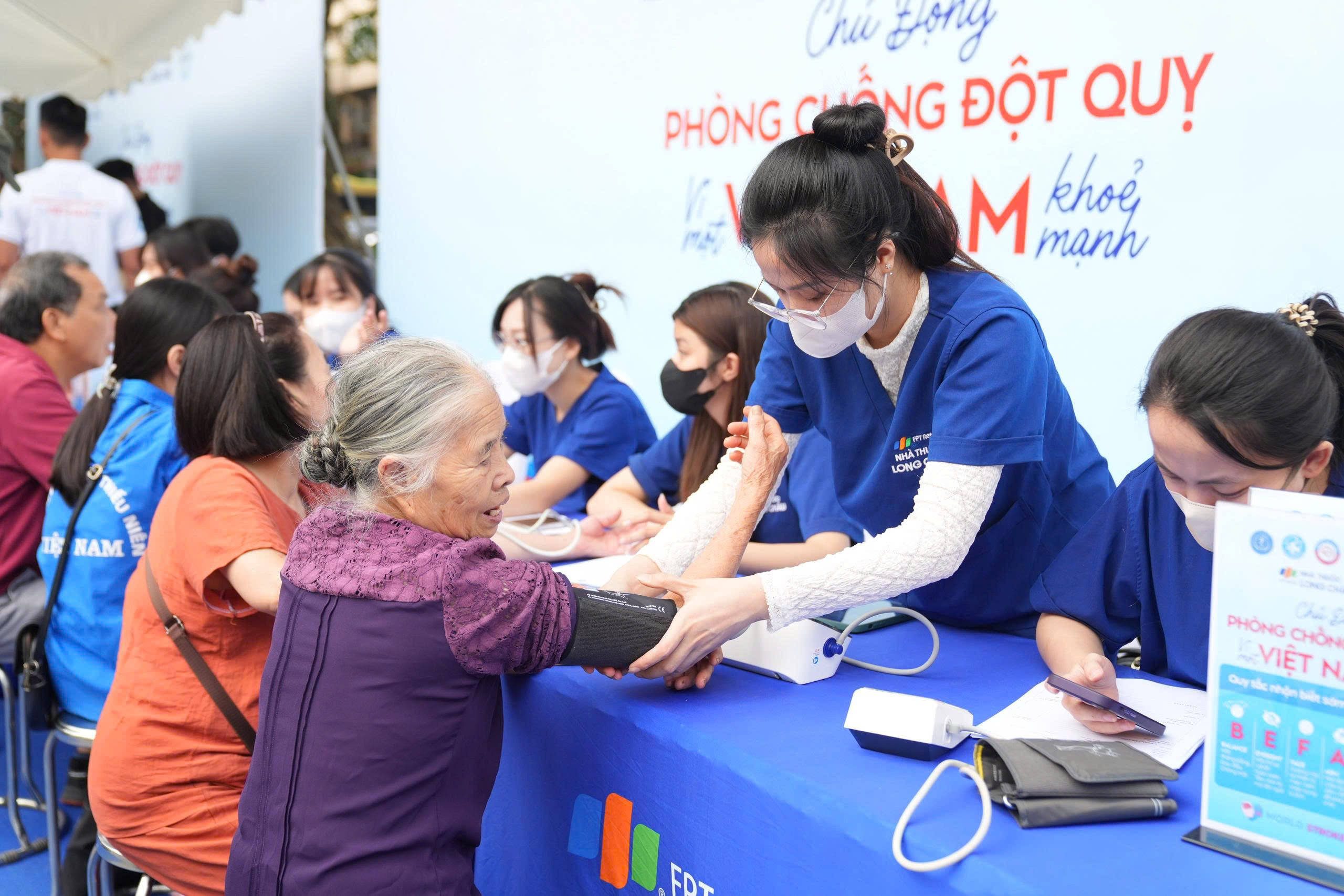 Đột Quỵ Ngày Càng Trẻ Hoá: Chuyên Gia Chia Sẻ Cách Nhận Diện ‘Tín Hiệu Sức Khỏe’ - Ảnh 5.