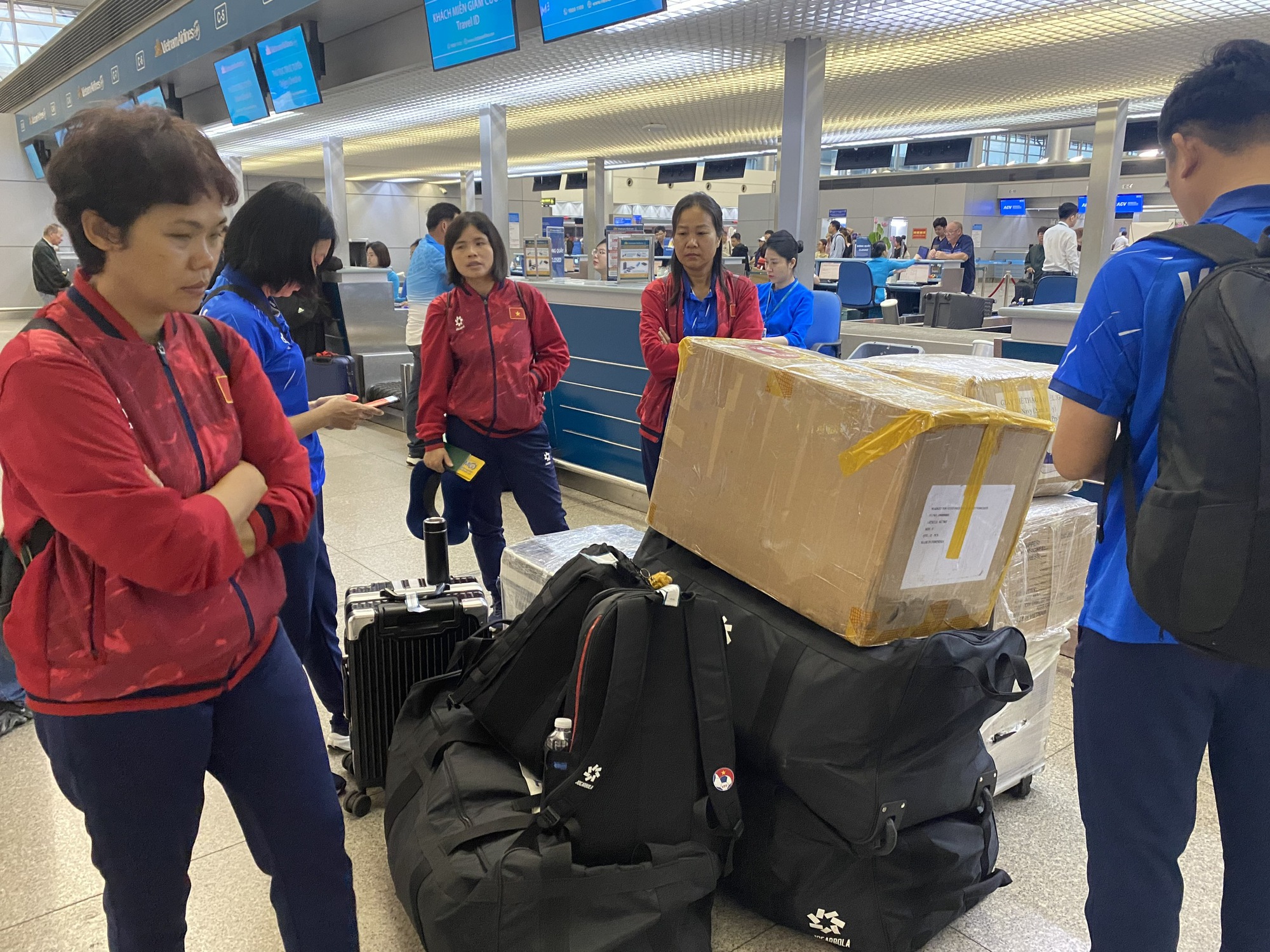 Đội tuyển nữ Việt Nam nối tiếp U.23 sang Thái Lan, chinh phục HCV SEA Games 33- Ảnh 2.