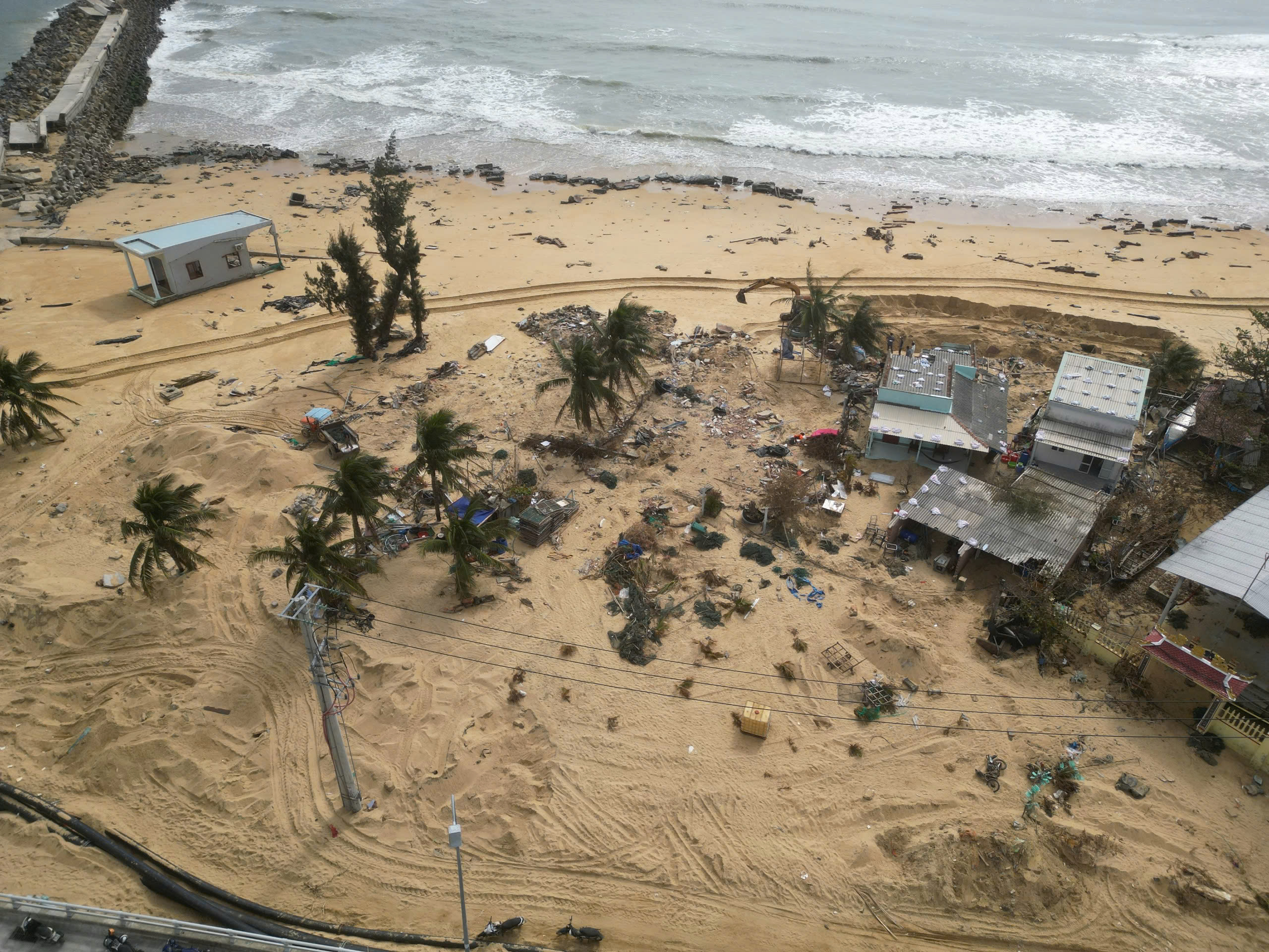 Thần tốc hồi sinh 1.200 mái nhà trước tết - Ảnh 3.