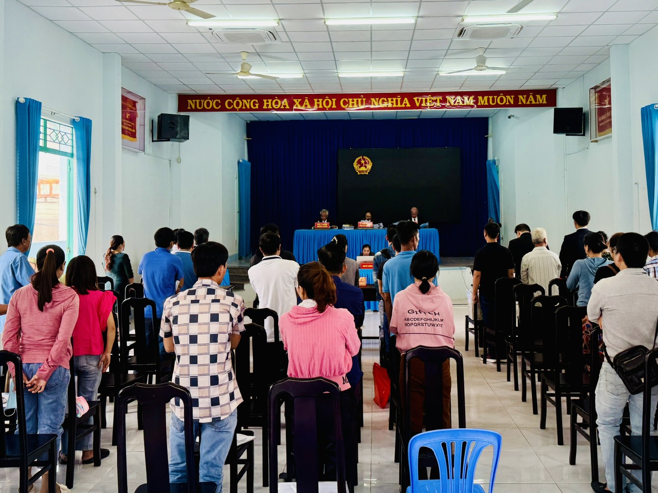 Khởi tố vụ án 48 căn nhà xây trái phép tại TP . HCM và những hệ lụy pháp lý - Ảnh 1.