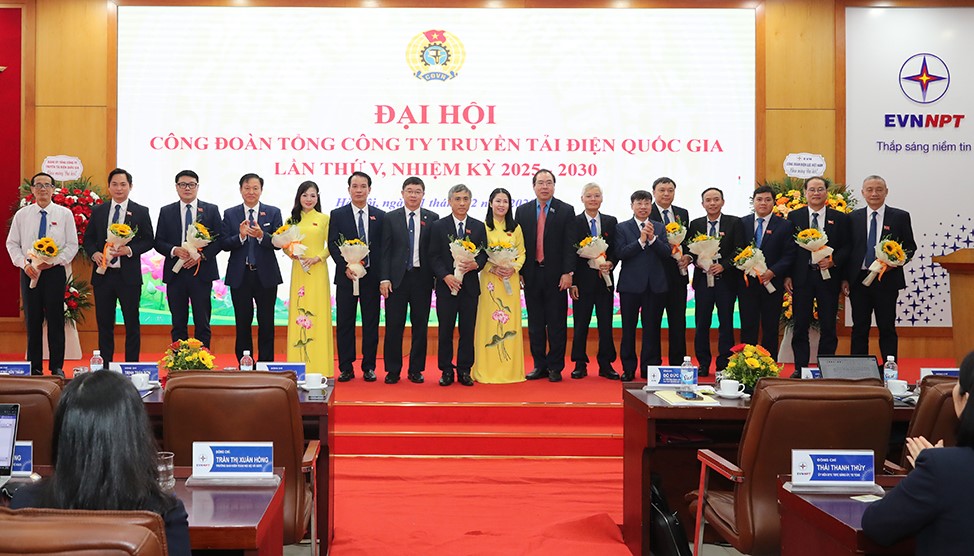 Đại hội Công đoàn EVNNPT lần thứ V nhiệm kỳ 2025 - 2030 thành công tốt đẹp - Ảnh 5.