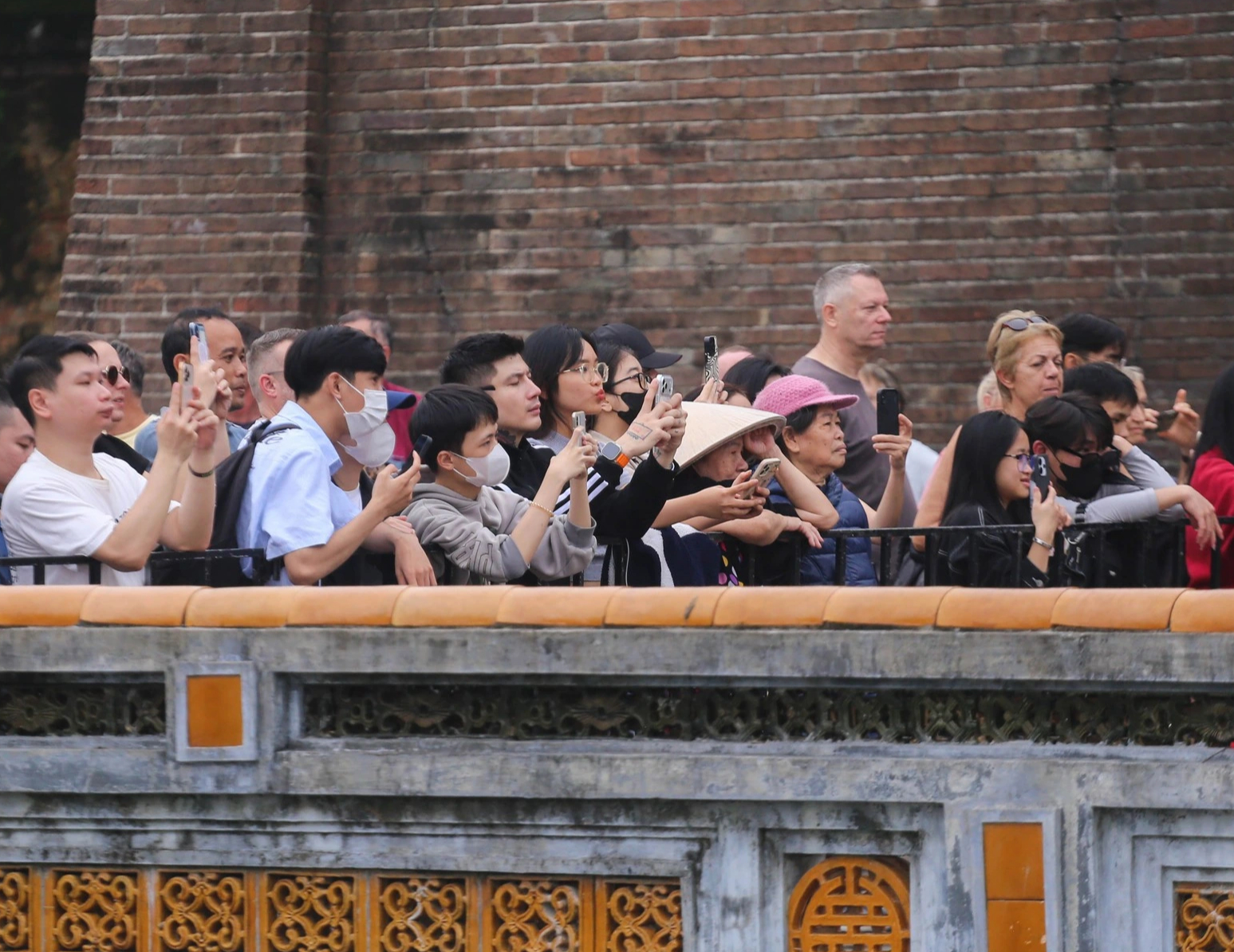 Miss Universe 2025 opened with a fashion show at Hue Imperial City - Photo 6. Hoa hậu Hoàn vũ quốc tế 2025 mở màn bằng show thời trang tại Đại nội Huế- Ảnh 6.