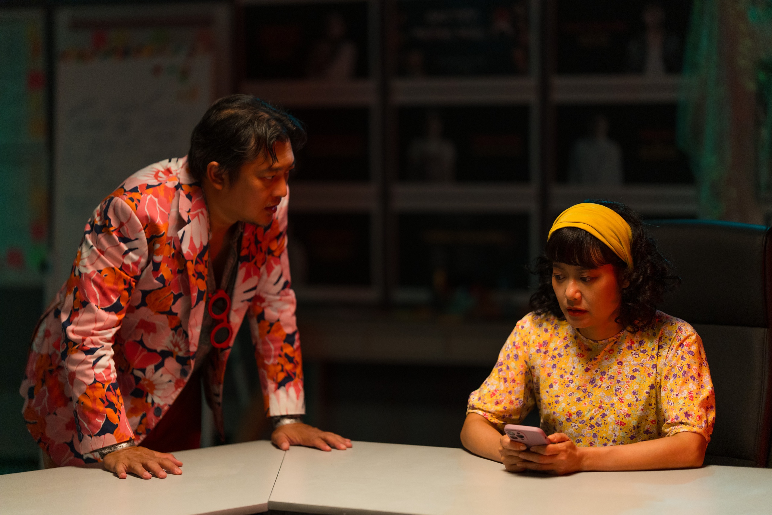 Hồng Ánh gây sốc với gương mặt 'đầy máu' - Ảnh 2.