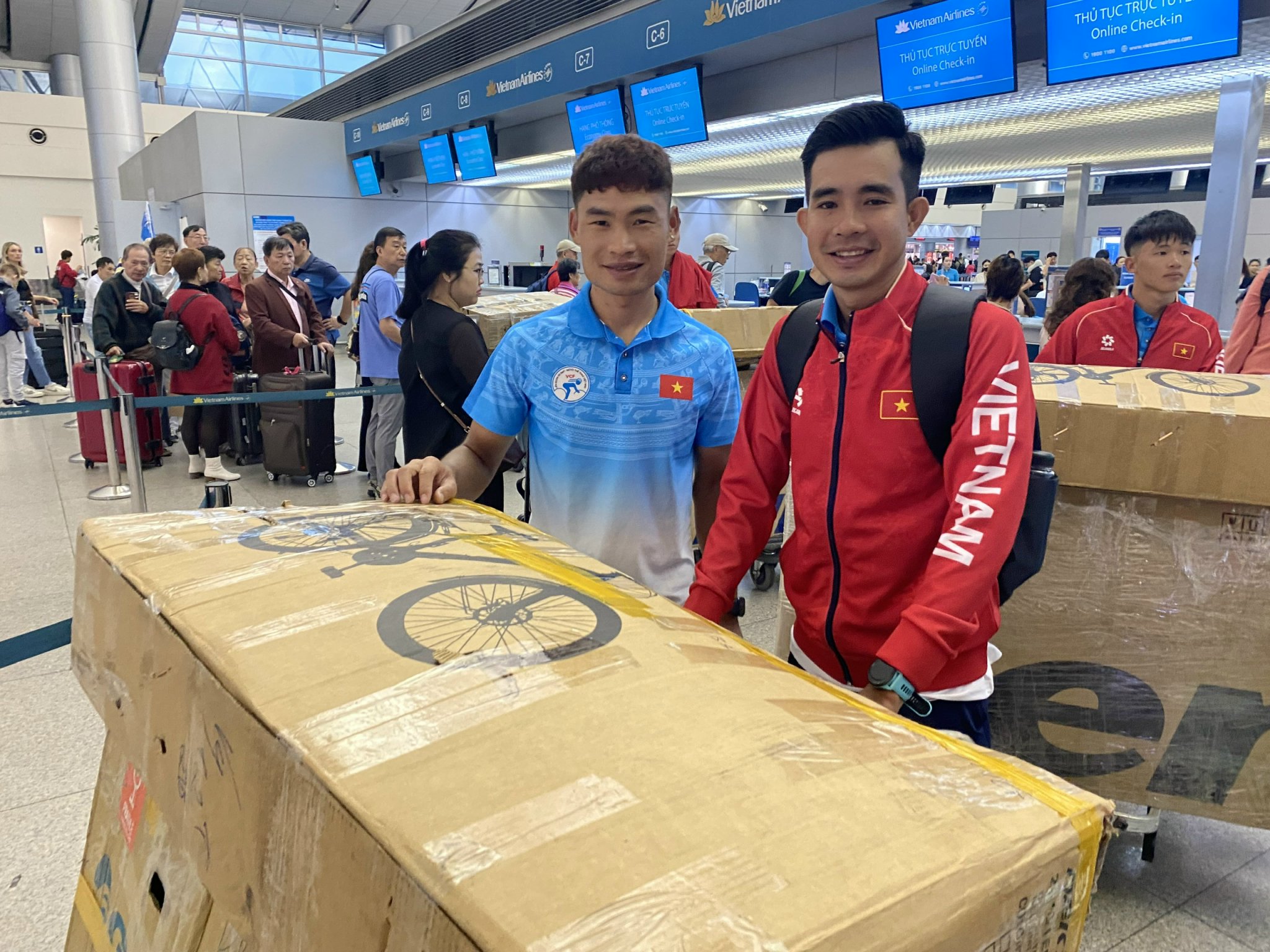 Đội tuyển xe đạp Việt Nam ‘bất ngờ’ có… Huỳnh Như khi sang Thái lấy vàng SEA Games 33- Ảnh 7. Đội tuyển xe đạp Việt Nam ‘bất ngờ’ có… Huỳnh Như khi sang Thái lấy vàng SEA Games 33- Ảnh 7.