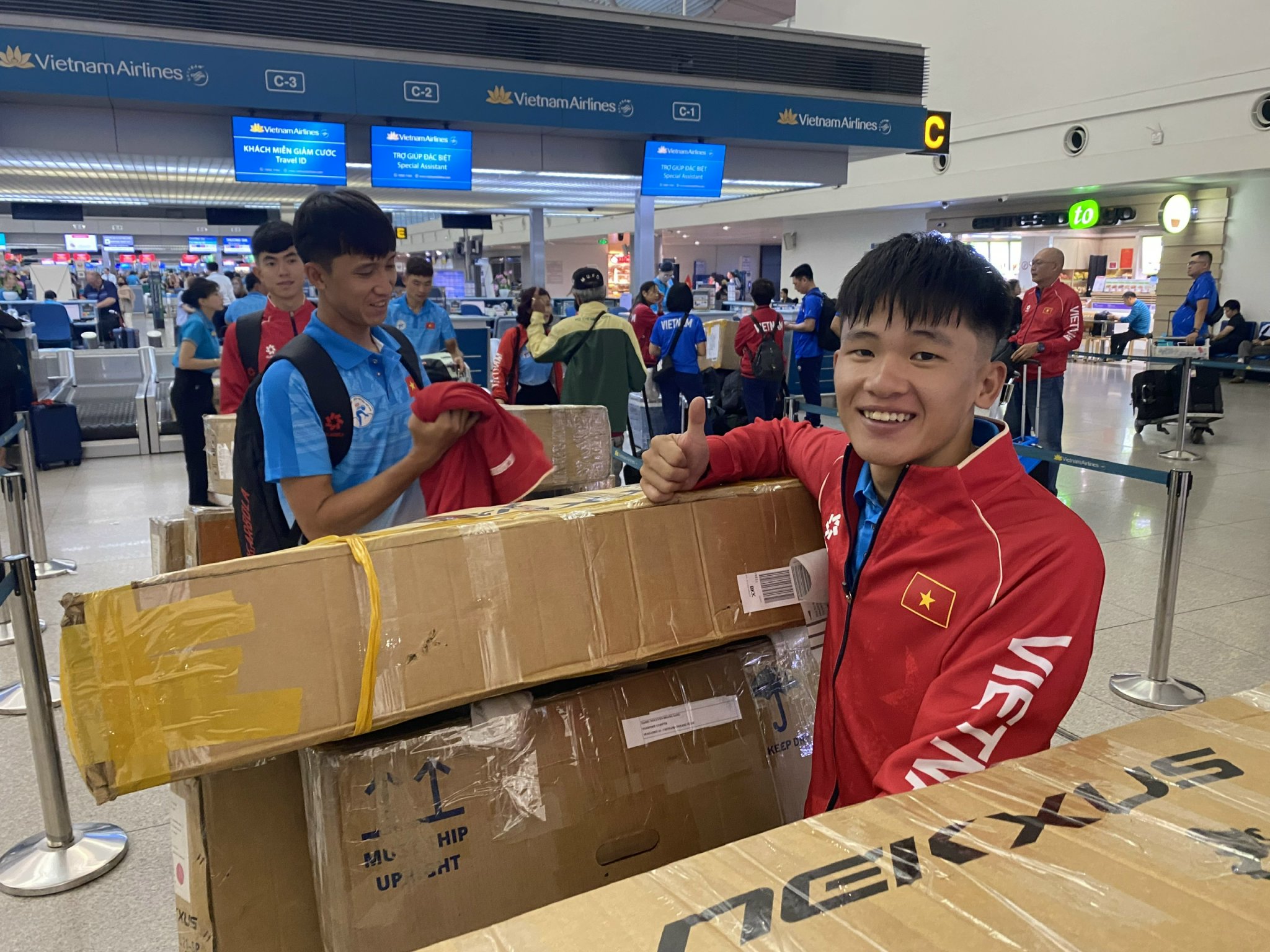 Đội tuyển xe đạp Việt Nam ‘bất ngờ’ có… Huỳnh Như khi sang Thái lấy vàng SEA Games 33- Ảnh 6. Đội tuyển xe đạp Việt Nam ‘bất ngờ’ có… Huỳnh Như khi sang Thái lấy vàng SEA Games 33- Ảnh 6.