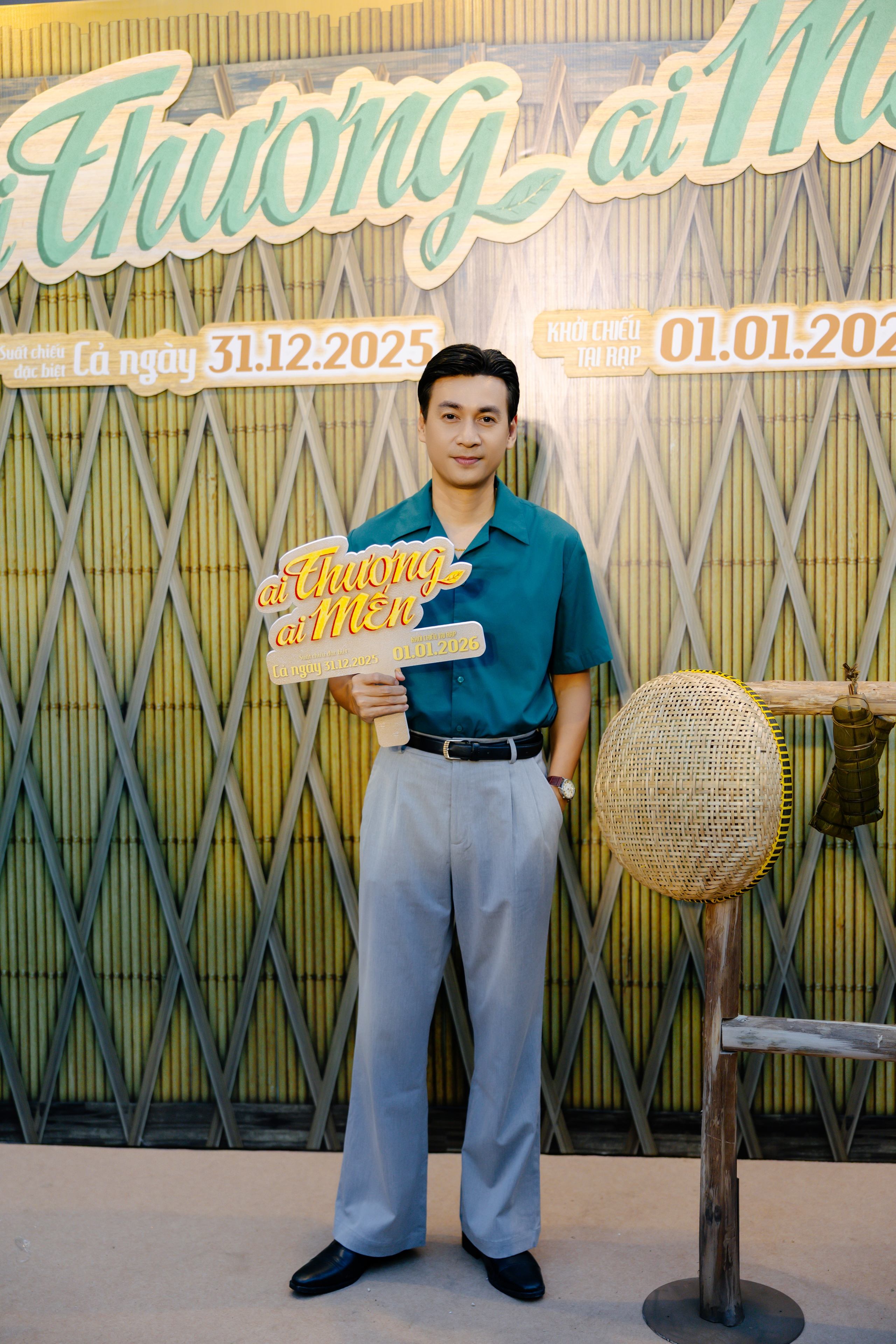 Ngọc Thuận giảm 18kg, tiết lộ giao kèo với vợ kém 17 tuổi khi tái xuất phim  - Ảnh 1.