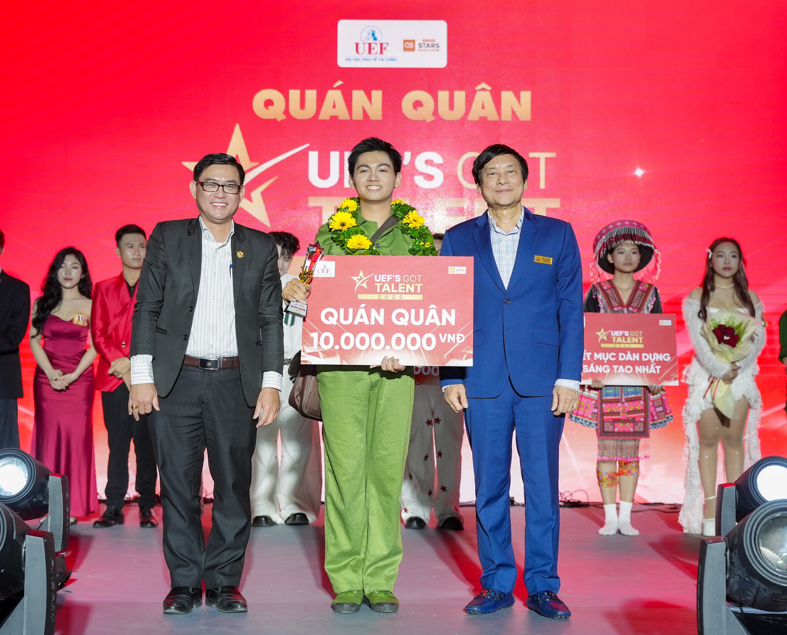 UEF&rsquo;s Got Talent 2025: S&acirc;n khấu sinh vi&ecirc;n khiến gi&aacute;m khảo chuy&ecirc;n m&ocirc;n &lsquo;c&acirc;n n&atilde;o&rsquo;- Ảnh 1.