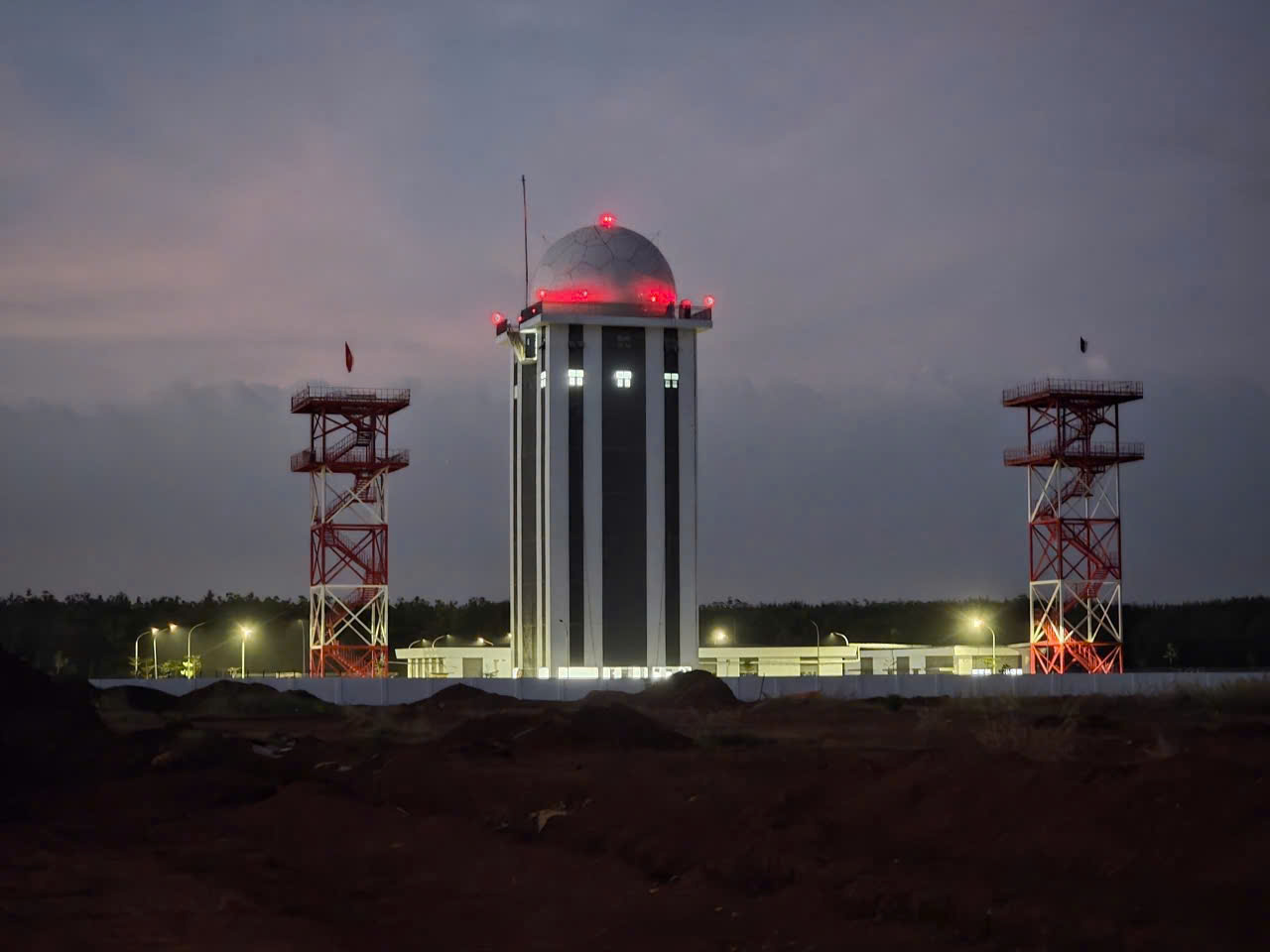 Đ&agrave;i Kiểm so&aacute;t kh&ocirc;ng lưu Long Th&agrave;nh cao 123 m ch&iacute;nh thức so&aacute;n ng&ocirc;i cao nhất Việt Nam- Ảnh 8.