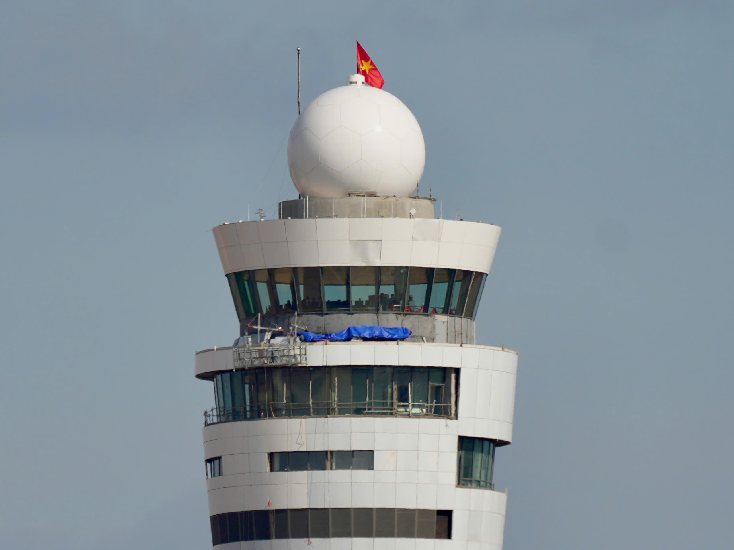 Đ&agrave;i Kiểm so&aacute;t kh&ocirc;ng lưu Long Th&agrave;nh cao 123 m ch&iacute;nh thức so&aacute;n ng&ocirc;i cao nhất Việt Nam- Ảnh 2.