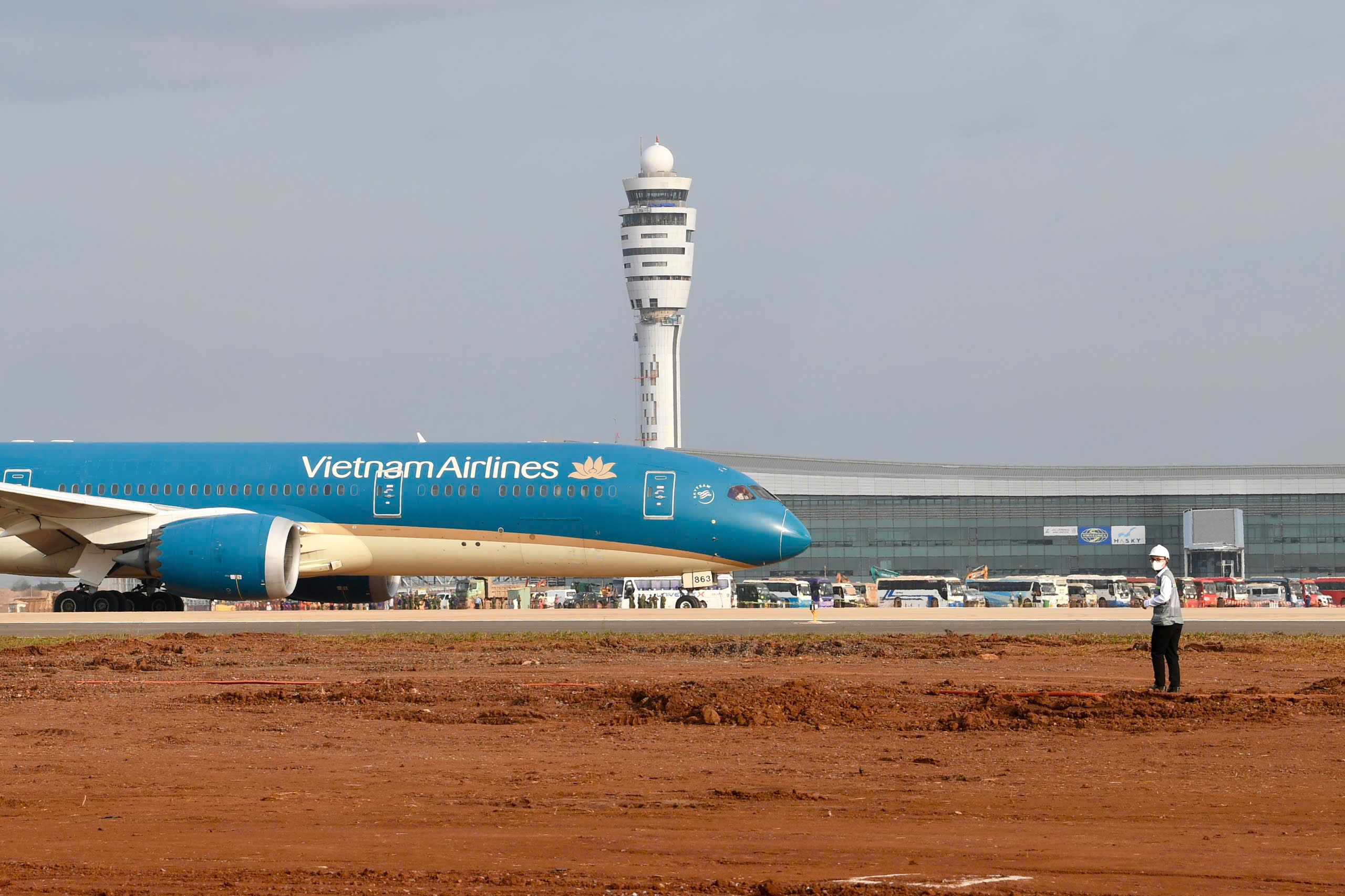 Đ&agrave;i Kiểm so&aacute;t kh&ocirc;ng lưu Long Th&agrave;nh cao 123 m ch&iacute;nh thức so&aacute;n ng&ocirc;i cao nhất Việt Nam- Ảnh 5.