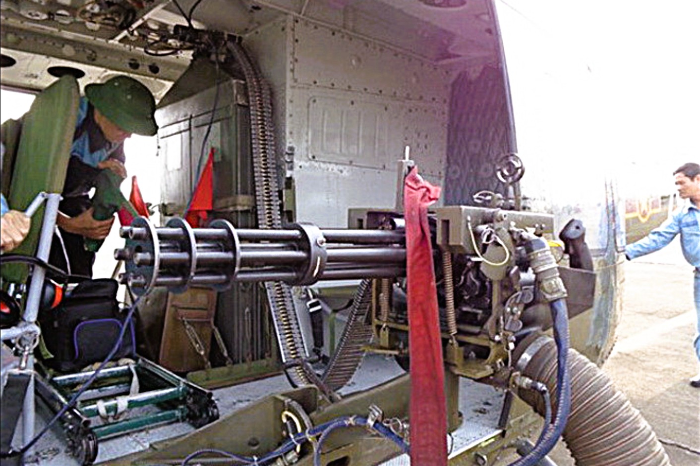 Trực thăng vũ trang của Không quân VN hồi phục UH - 1: Bước ngoặt lịch sử - Ảnh 7.