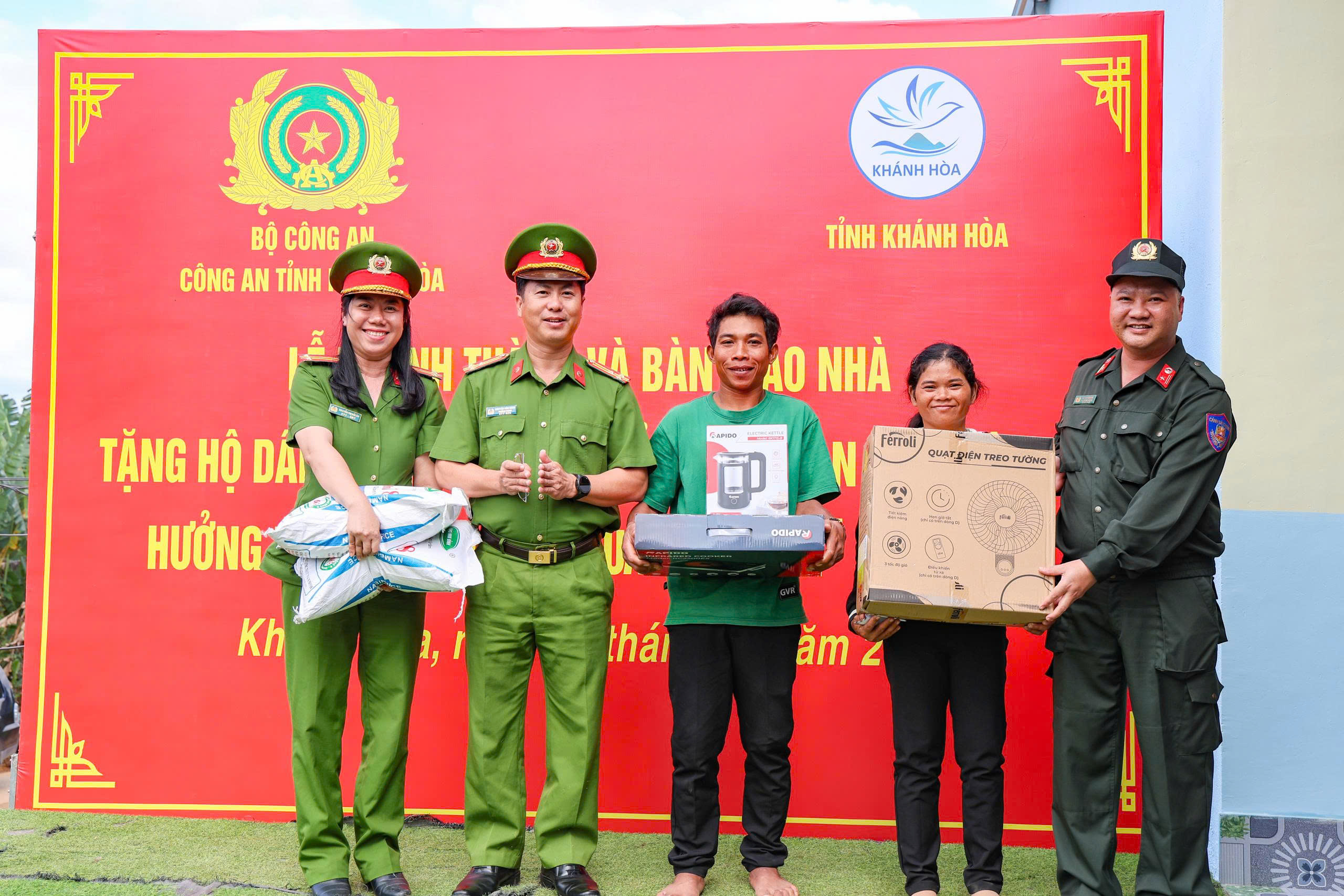 Tái thiết vùng rốn lũ - Ảnh 2.