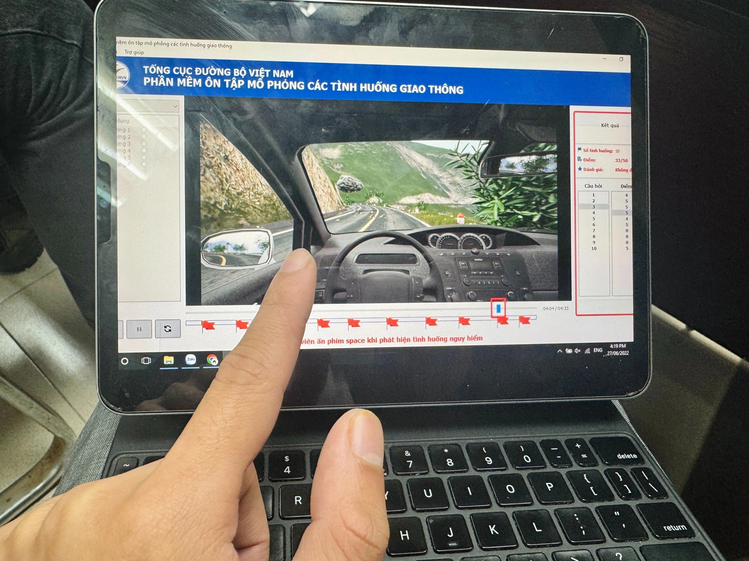 Mong sớm bỏ phần mô phỏng khi sát hạch lái xe - Ảnh 1.