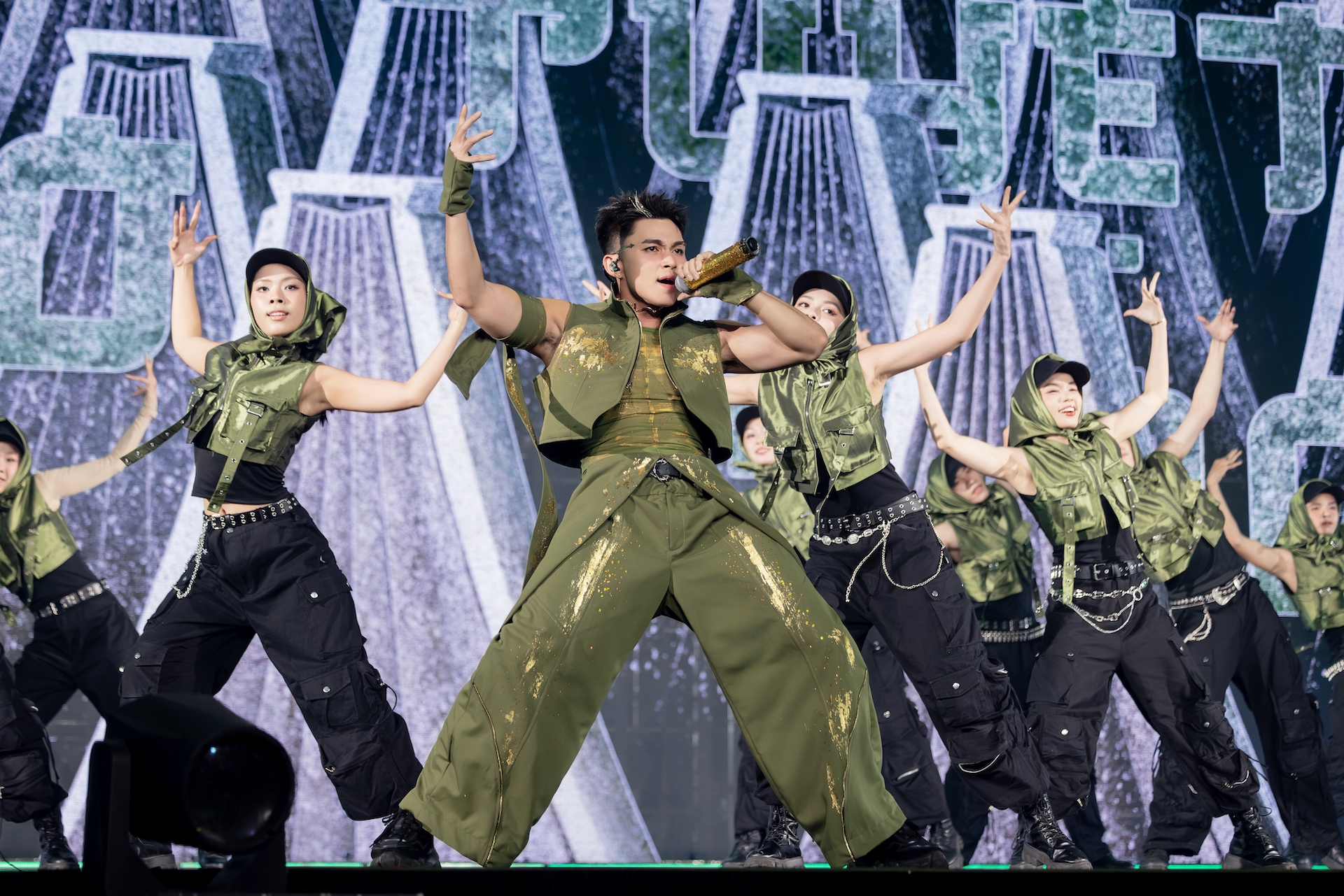 Lý do Jun Phạm áp lực, Soobin sụt cân ở show thực tế   - Ảnh 2.