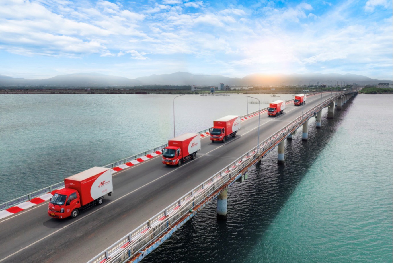 Chạm vào 2025 - Hành trình xuyên Việt đầy tự hào cùng J&T Express - Ảnh 7.