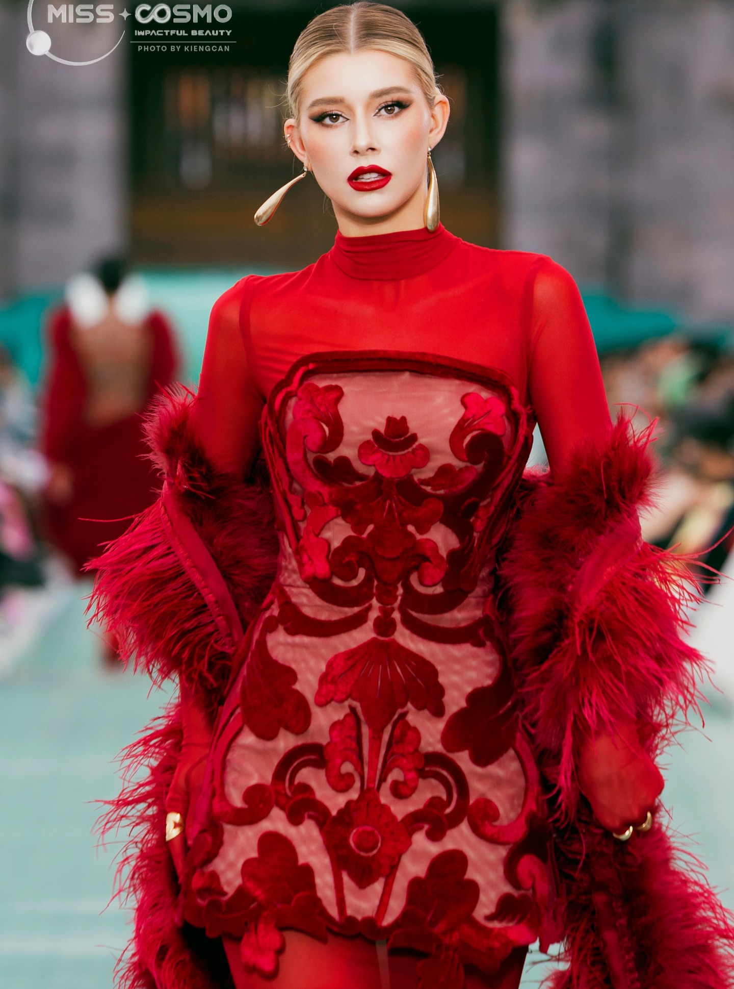 Sắc v&oacute;c gợi cảm của Miss Cosmo 2025 vừa đăng quang tại Việt Nam - Ảnh 12.
