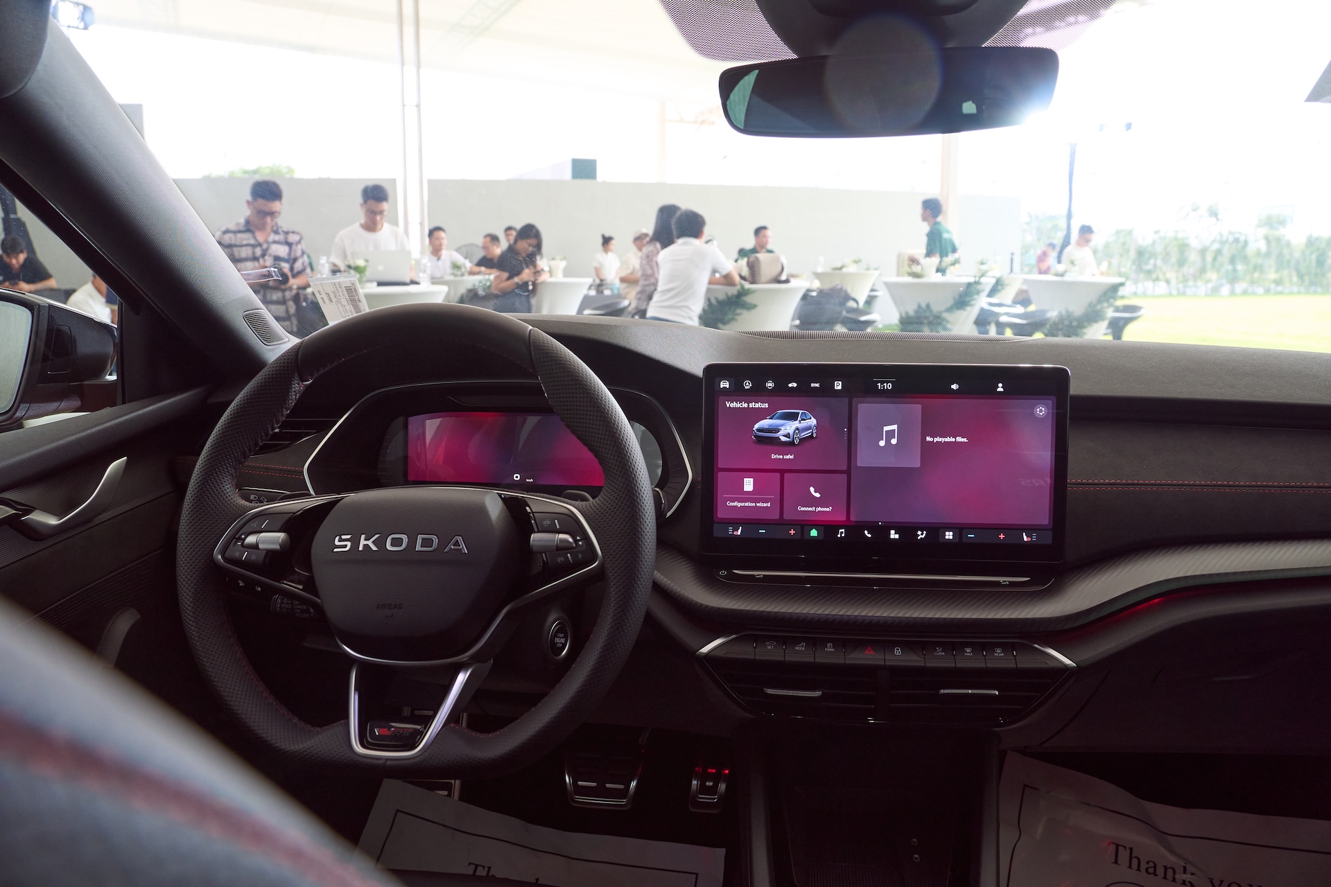 Sedan thể thao Skoda Octavia RS có gì hấp dẫn khách Việt?- Ảnh 2.