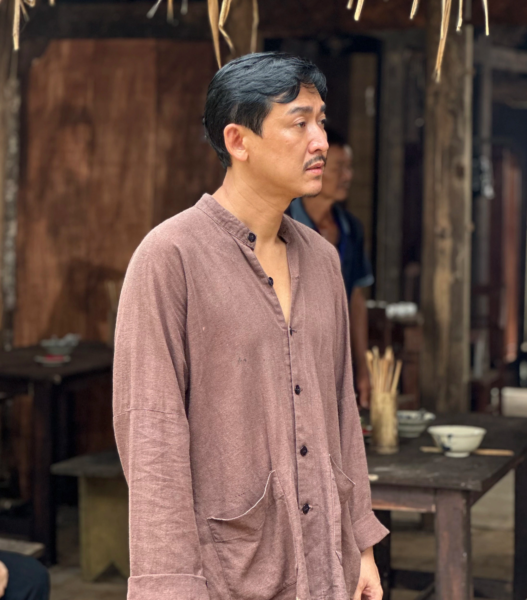 Hứa Vĩ Văn sau cơn sốt 'Mưa đỏ' - Ảnh 2.