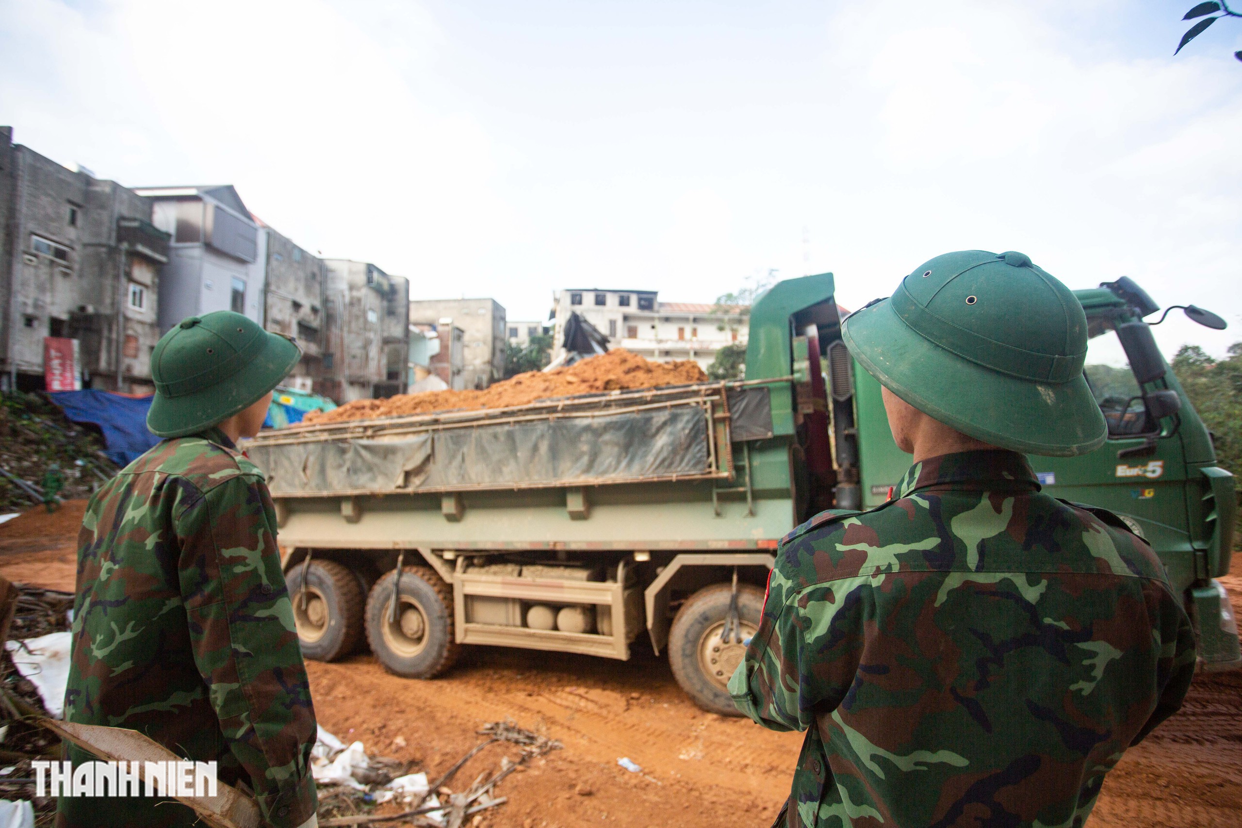 Cận cảnh công trường xây kè chống sạt lở ở xã miền núi Quảng Trị - Ảnh 6.