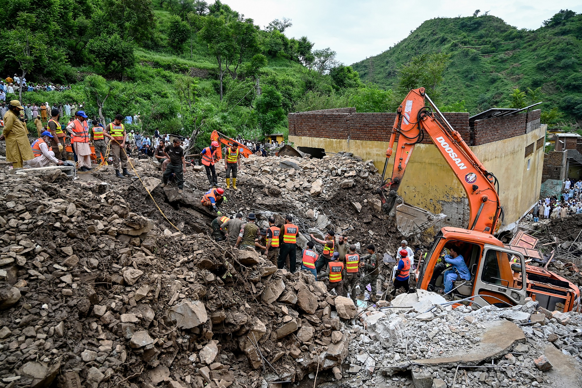 Những trận thi&ecirc;n tai, ch&aacute;y g&acirc;y chết ch&oacute;c ở ch&acirc;u &Aacute; năm 2025 - Ảnh 10.
