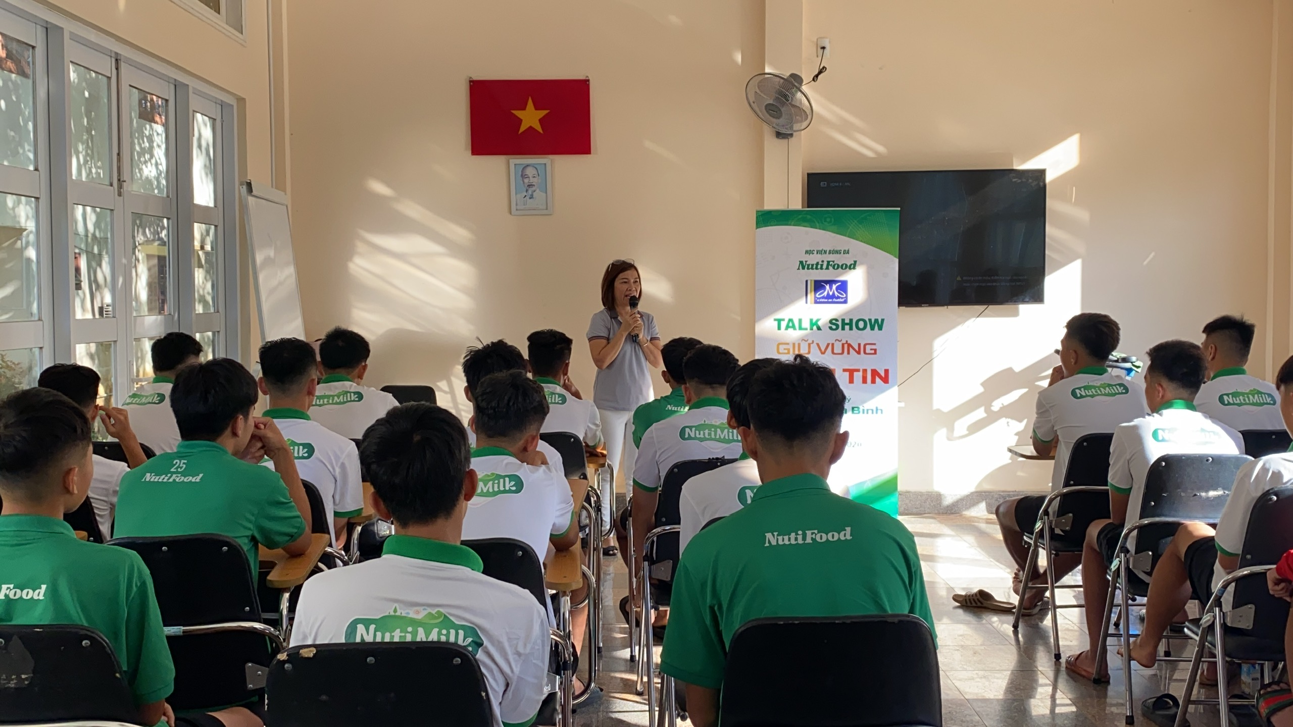 Từ chiến thắng của U.22 Việt Nam, tìm ra chìa khóa trong đào tạo trẻ: Thể lực phải thật khỏe- Ảnh 5.