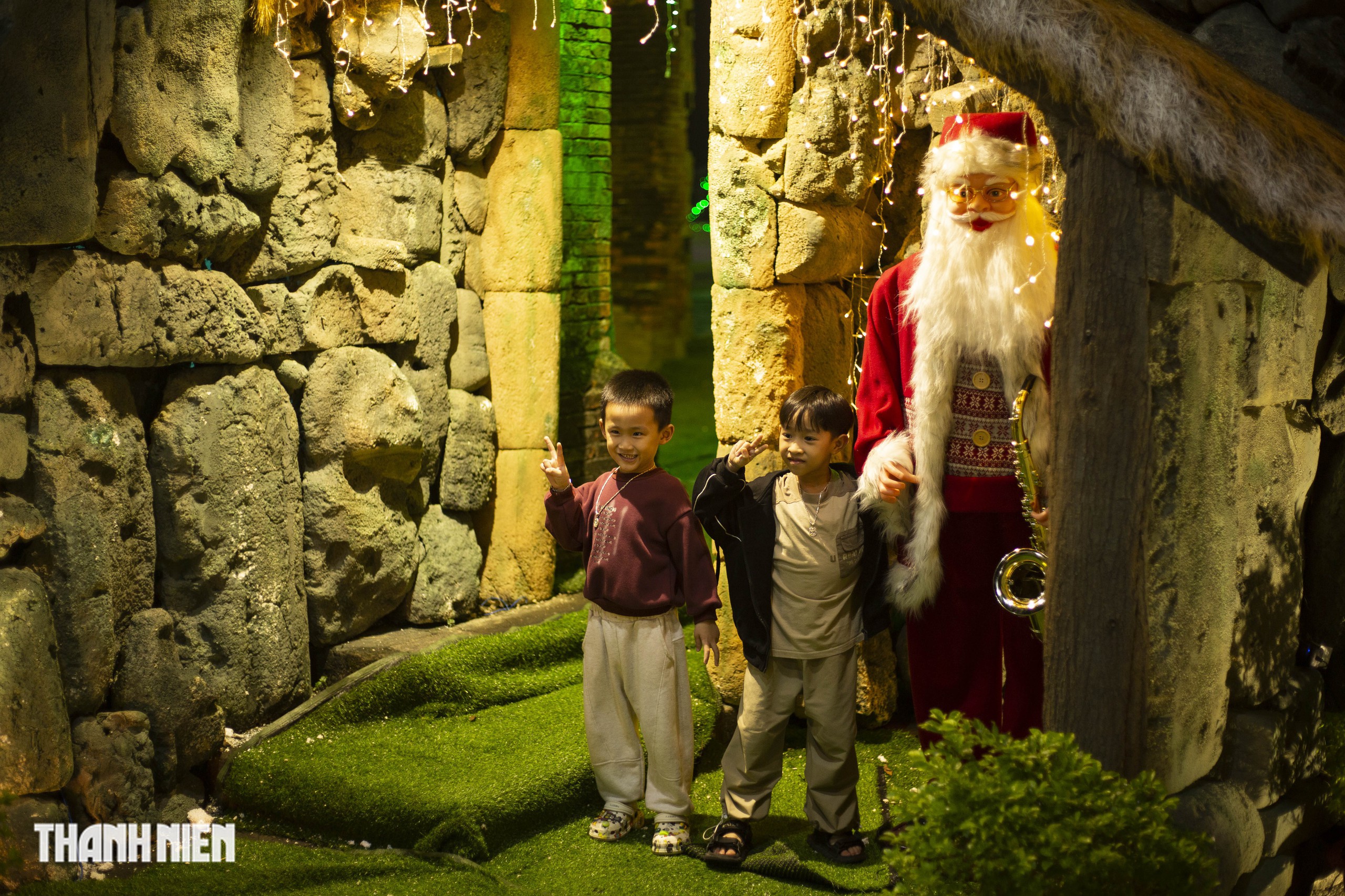 La Vang lung linh m&ugrave;a Gi&aacute;ng sinh- Ảnh 5.