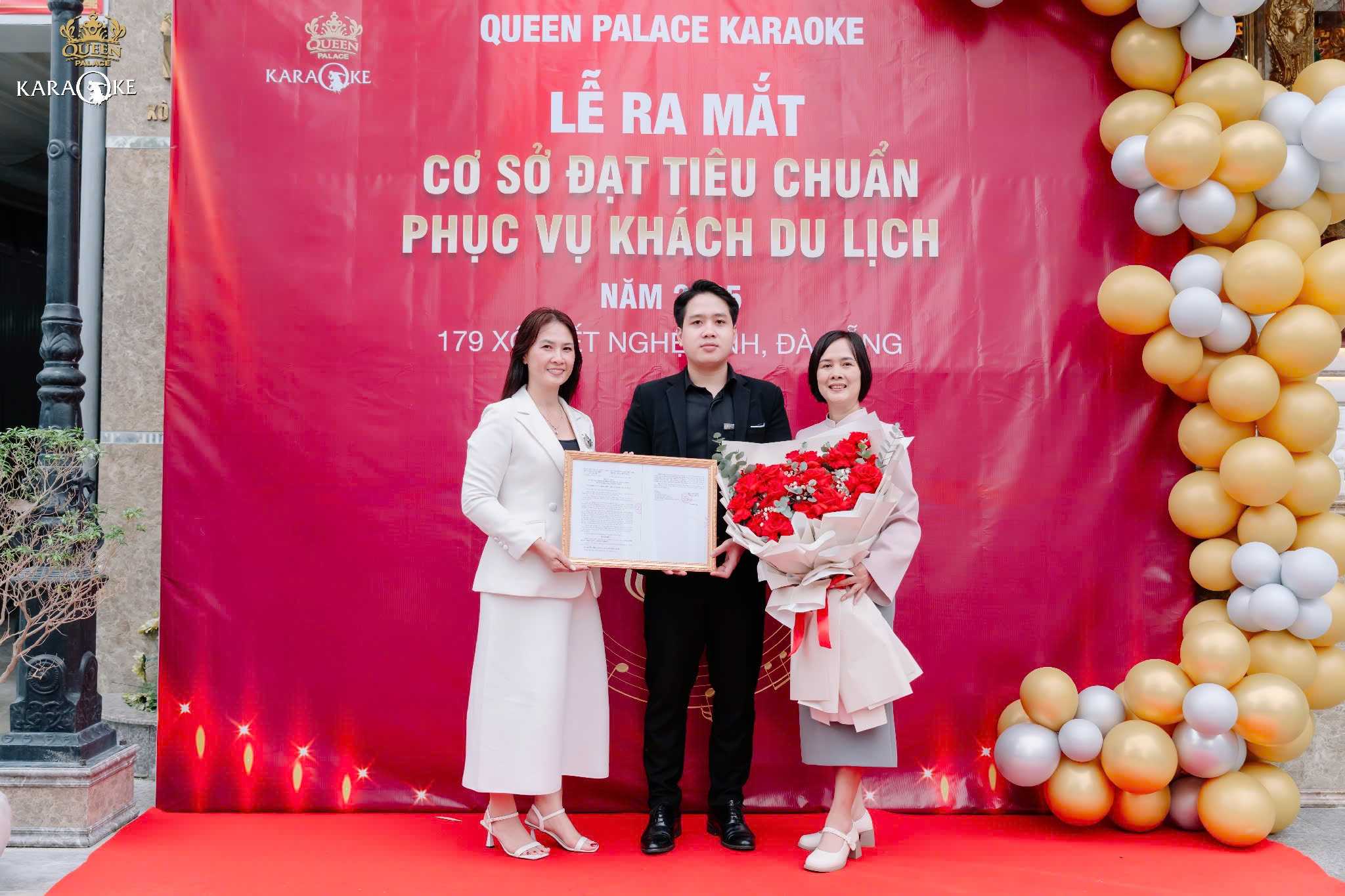 Karaoke đầu tiên ở Đà Nẵng đạt chuẩn phục vụ khách du lịch- Ảnh 1.