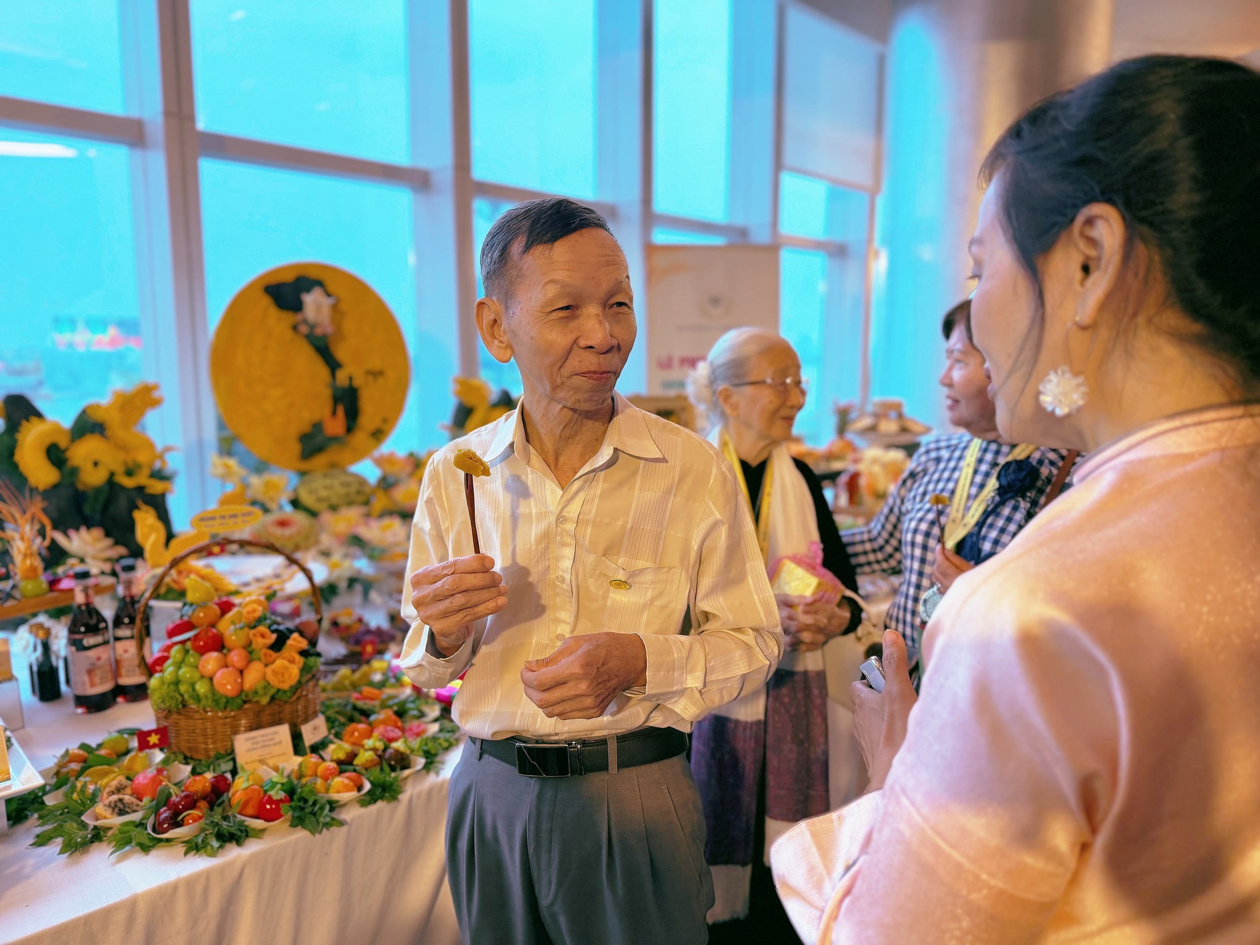 28 Nghệ nh&acirc;n Văn h&oacute;a Ẩm thực được vinh danh trực tiếp chế biến m&oacute;n ăn đ&atilde;i thực kh&aacute;ch- Ảnh 12.