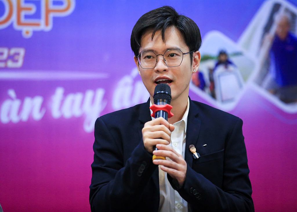 Những ô cửa xanh của báo Thanh Niên mở ra ánh sáng cho thế hệ trẻ - Ảnh 1. Những ô cửa xanh của báo Thanh Niên mở ra ánh sáng cho thế hệ trẻ - Ảnh 1.