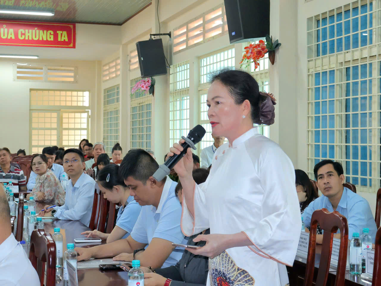 Chính quyền xã Củ Chi đối thoại để gỡ khó cho doanh nghiệp- Ảnh 2.