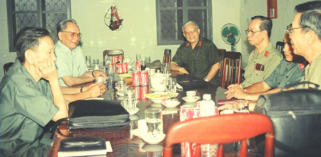 Câu chuyện tình báo: Những 'điệp vụ' của Thanh Niên- Ảnh 1. Câu chuyện tình báo: Những 'điệp vụ' của Thanh Niên- Ảnh 1.