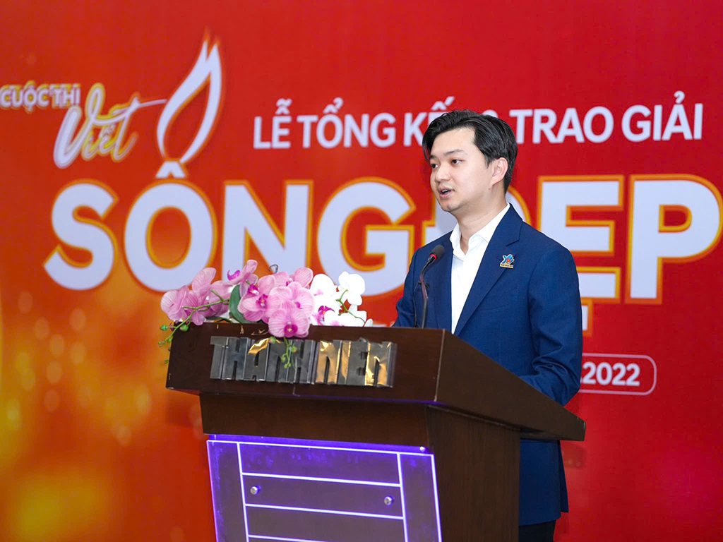 Lửa Sống đẹp bao năm vẫn nồng đượm - Ảnh 2.