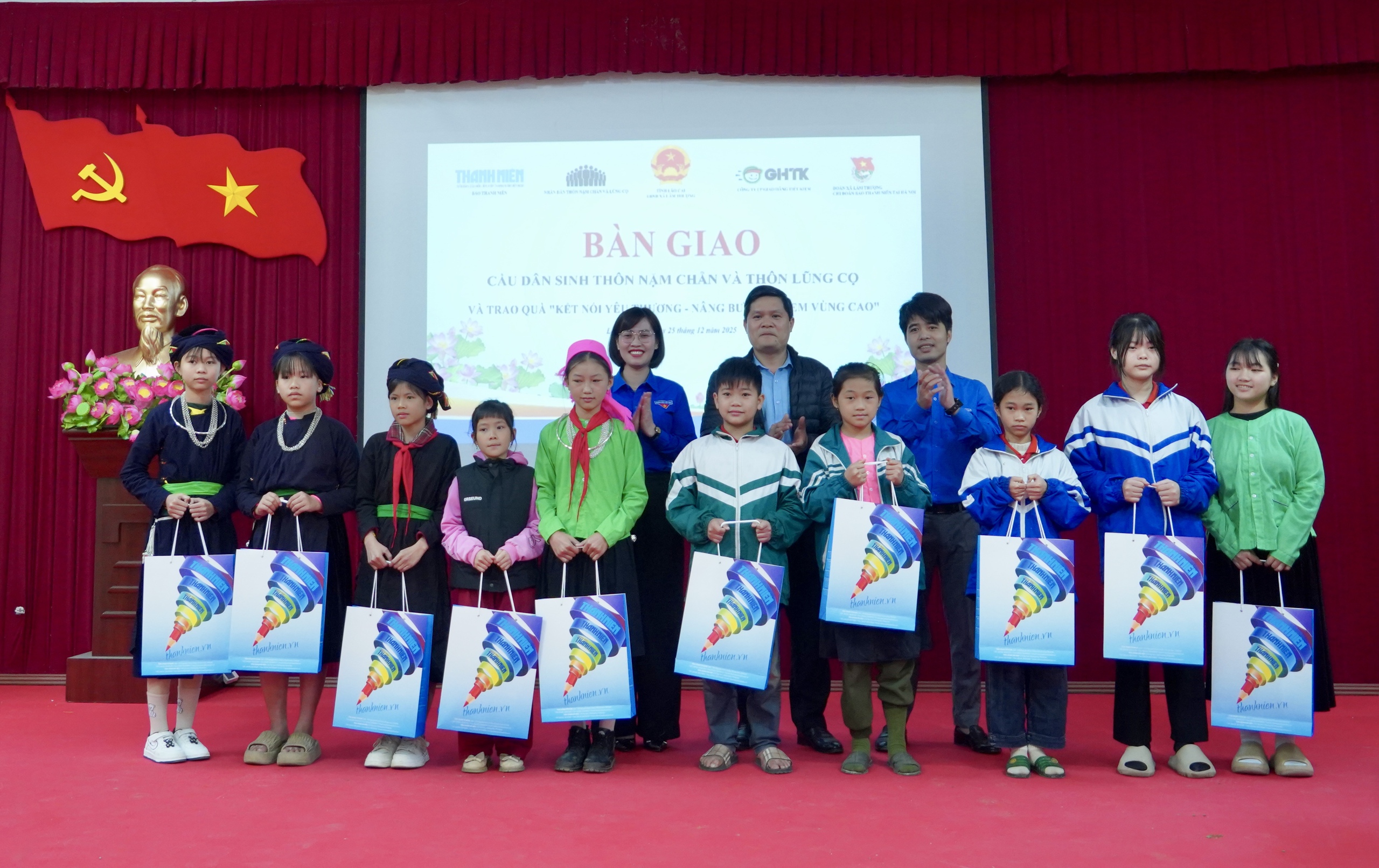Kết nối y&ecirc;u thương, n&acirc;ng bước học sinh v&ugrave;ng cao L&acirc;m Thượng- Ảnh 5.
