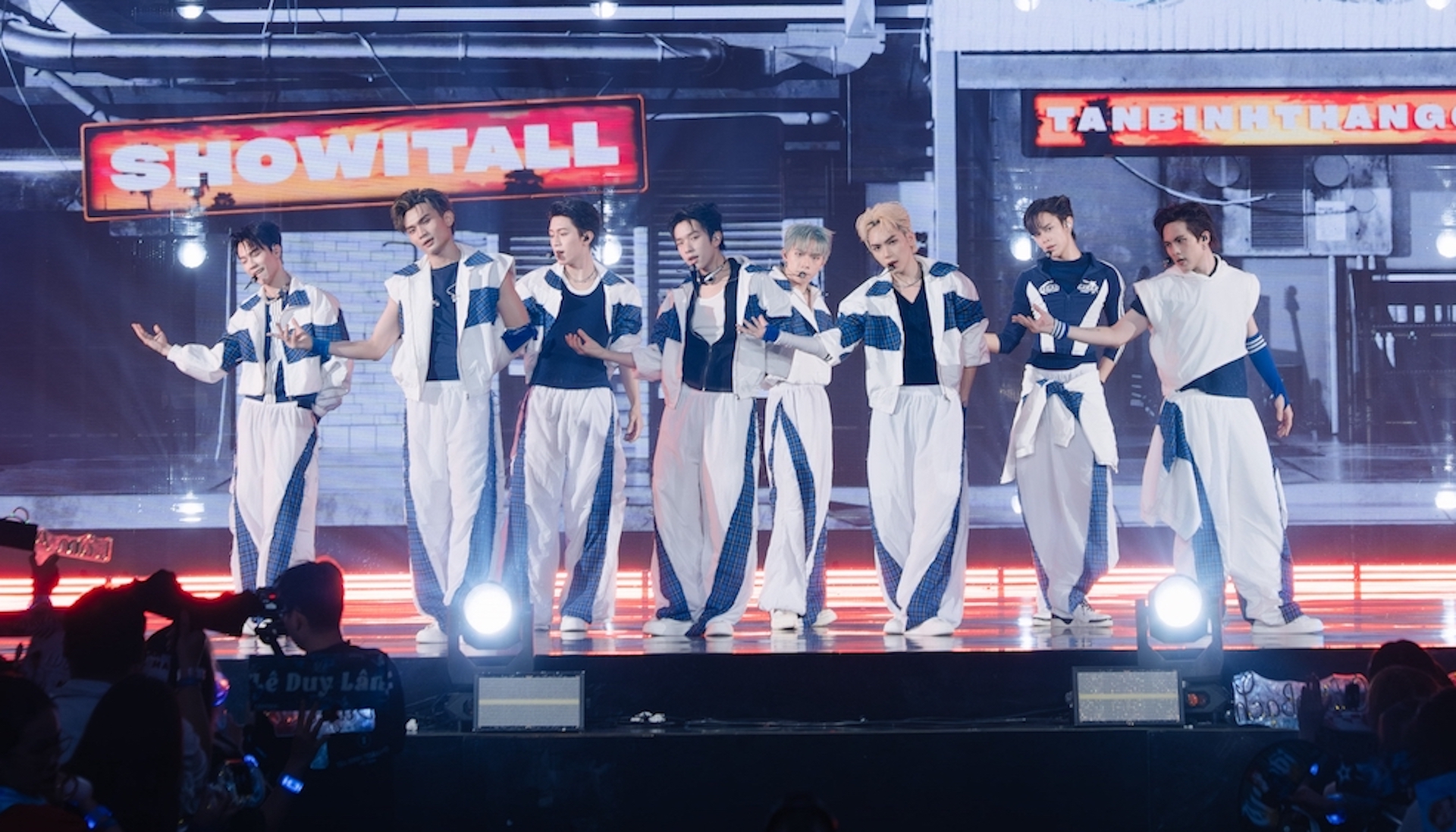 Soobin xúc động trước cú 'lội ngược dòng' của học trò- Ảnh 1.