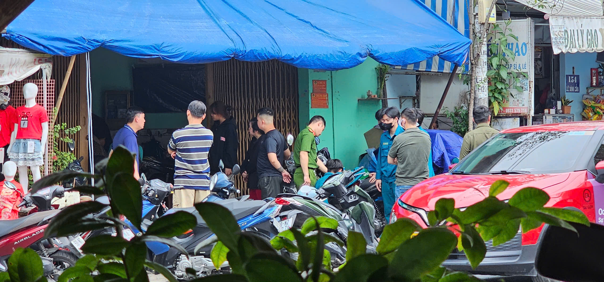 Điều tra vụ nam thanh niên tử vong trong căn nhà trên đường Lê Đình Cẩn- Ảnh 1.