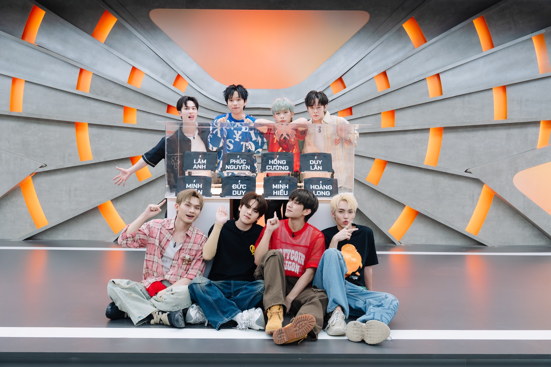 Soobin xúc động trước cú 'lội ngược dòng' của học trò- Ảnh 2.