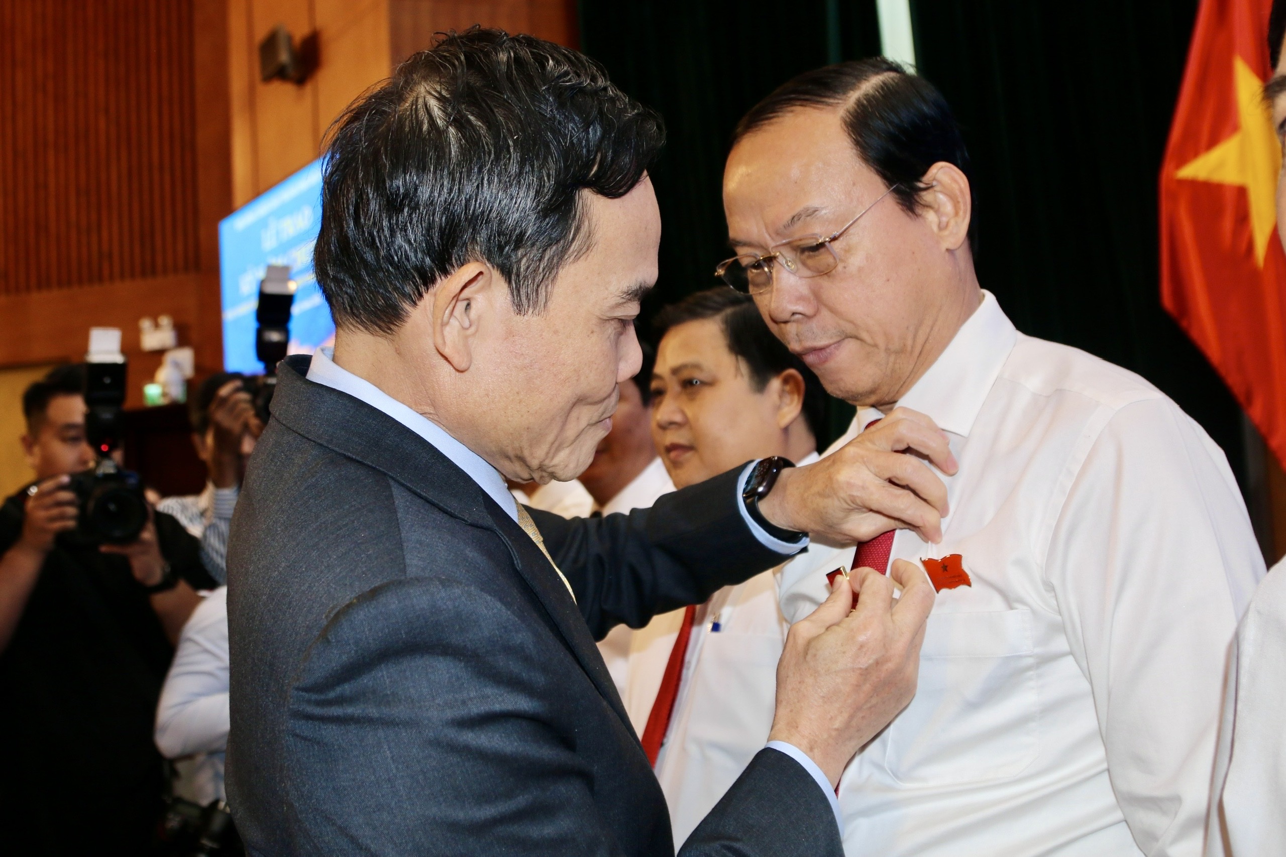 HĐND TP.HCM c&ocirc;ng bố nền tảng số: Tr&aacute;ch nhiệm đến c&ugrave;ng với kiến nghị cử tri - Ảnh 2.