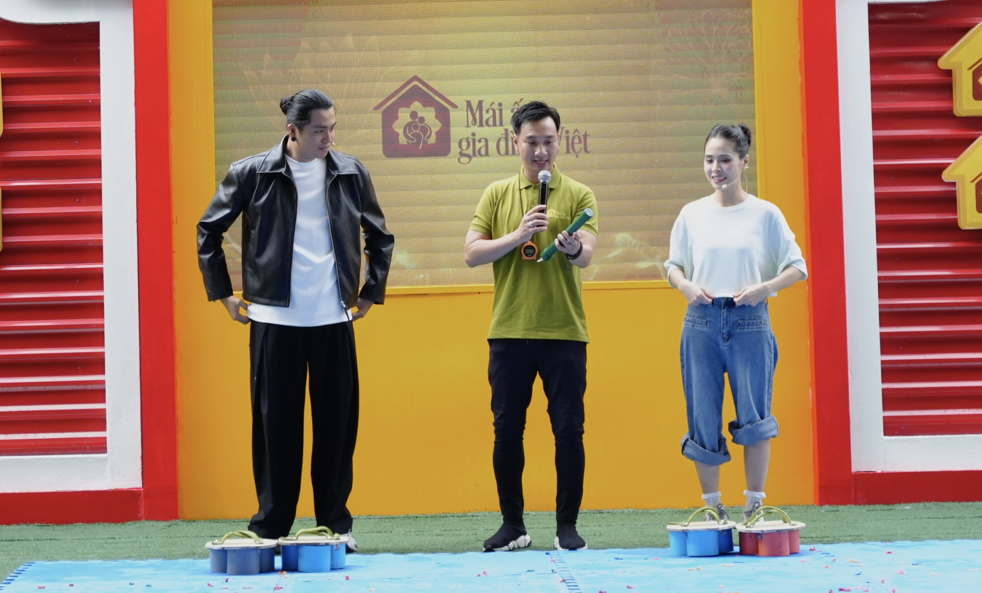 Thành Trung khóc nghẹn trước cảnh người bà làm điểm tựa cho 2 cháu mồ côi- Ảnh 2.