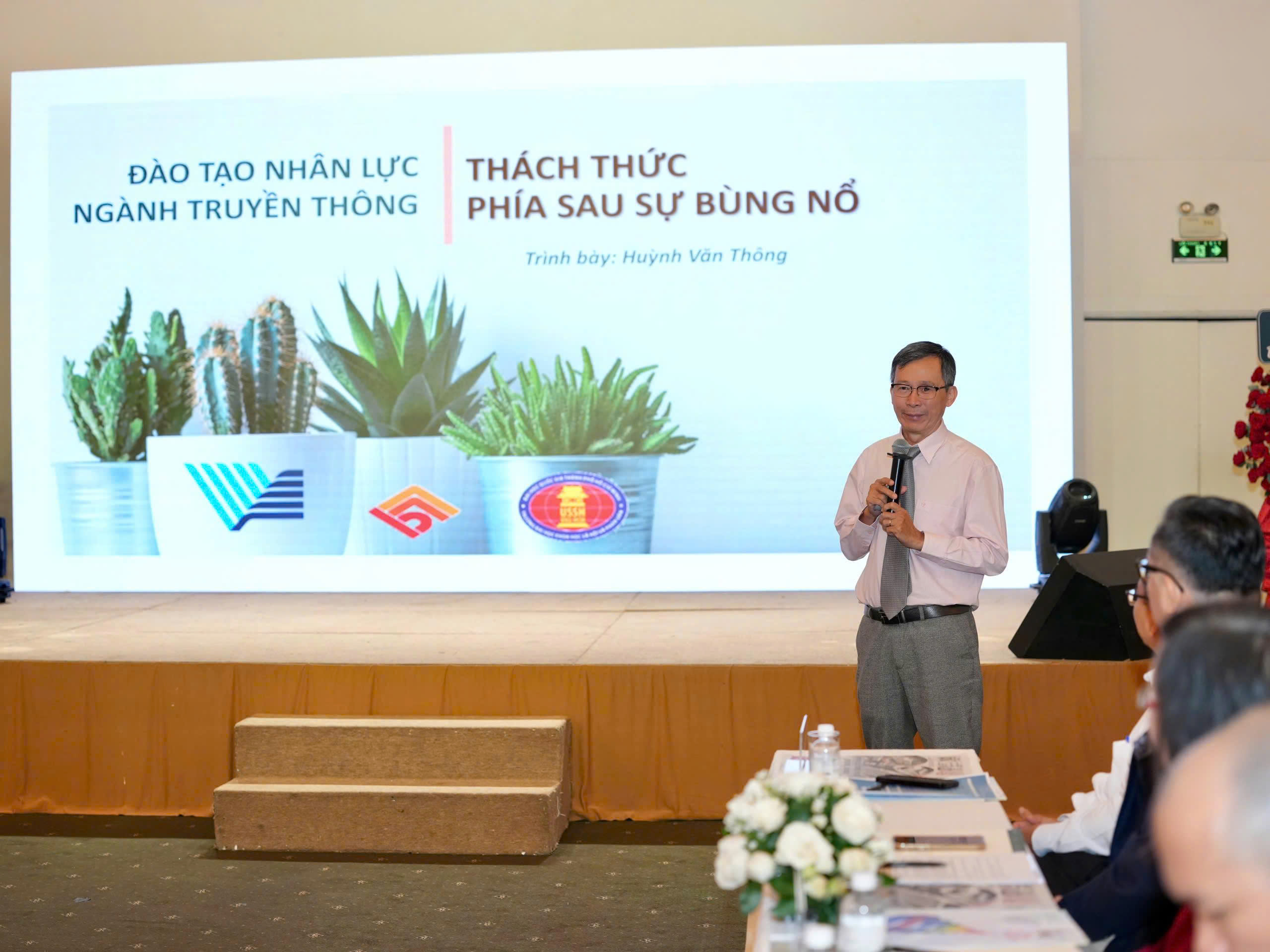 Giữ nguy&ecirc;n gi&aacute; trị nghề b&aacute;o h&agrave;o hiệp từ b&aacute;o Thanh Ni&ecirc;n trong qu&aacute; tr&igrave;nh Đổi mới - Ảnh 1.