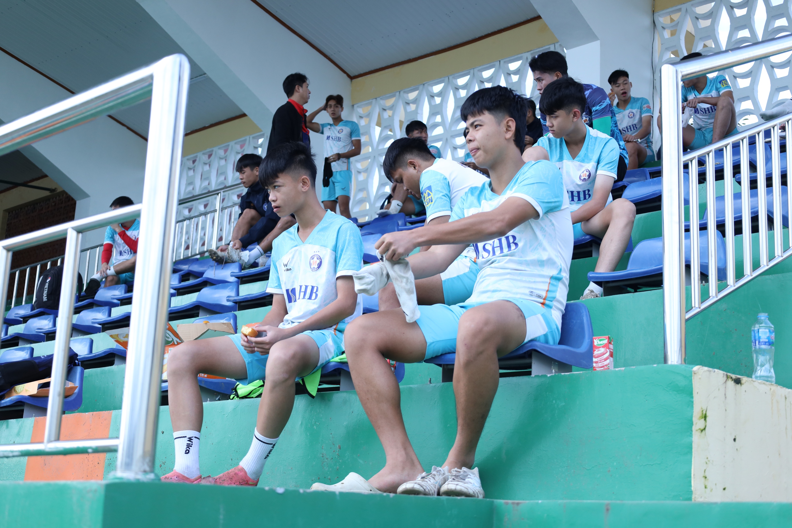 Ngắm SVĐ Qu&acirc;n khu 5 'lột x&aacute;c', sẵn s&agrave;ng m&ugrave;a giải TNSV THACO cup 2026
- Ảnh 7.