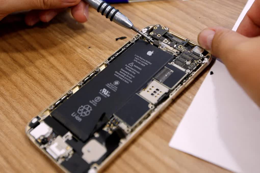 Apple làm gì với những chiếc iPhone bị trả lại sau khi mở hộp? - Ảnh 1.