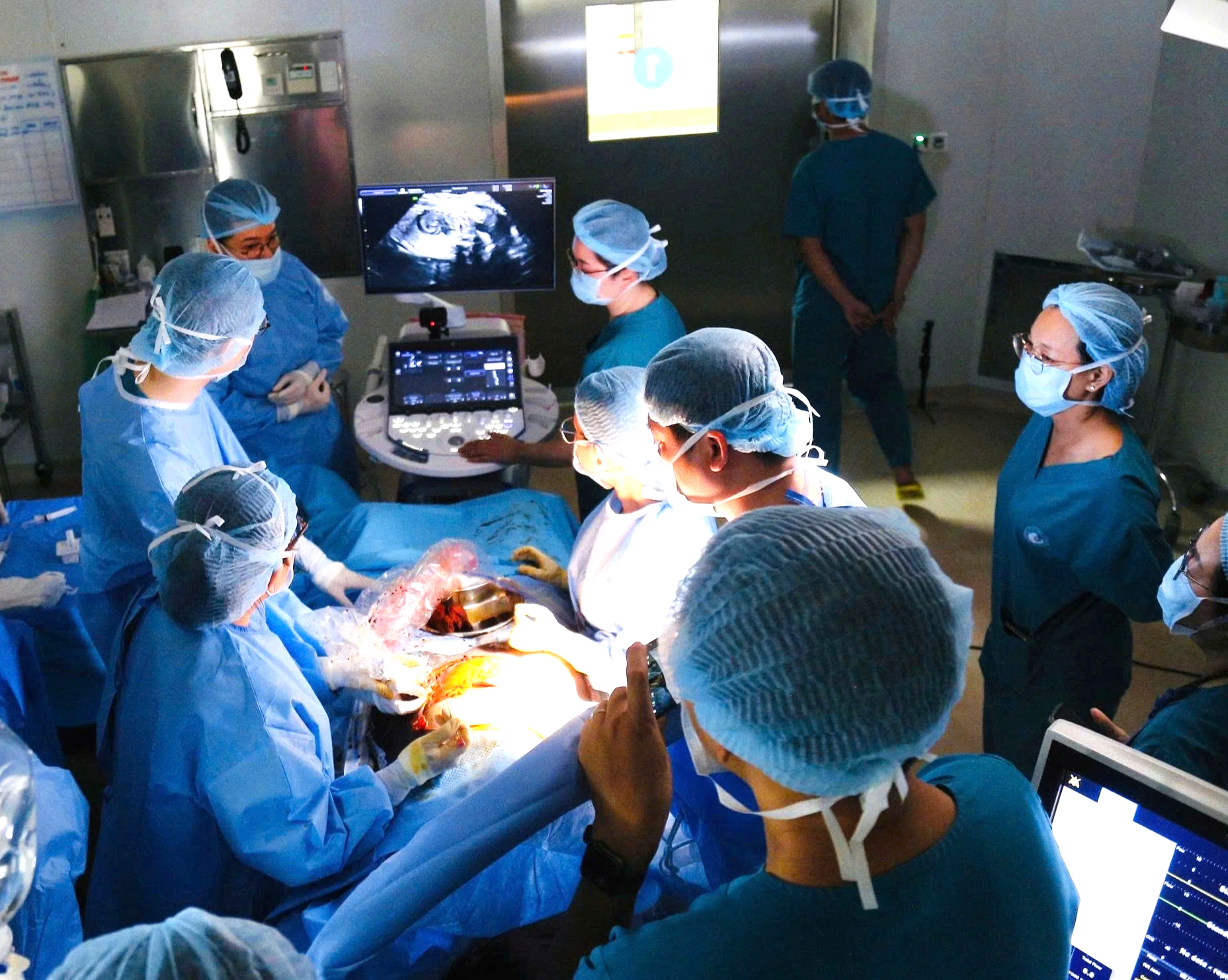 Năm 2025, ngành y tế TP.HCM đã làm được gì?- Ảnh 5.