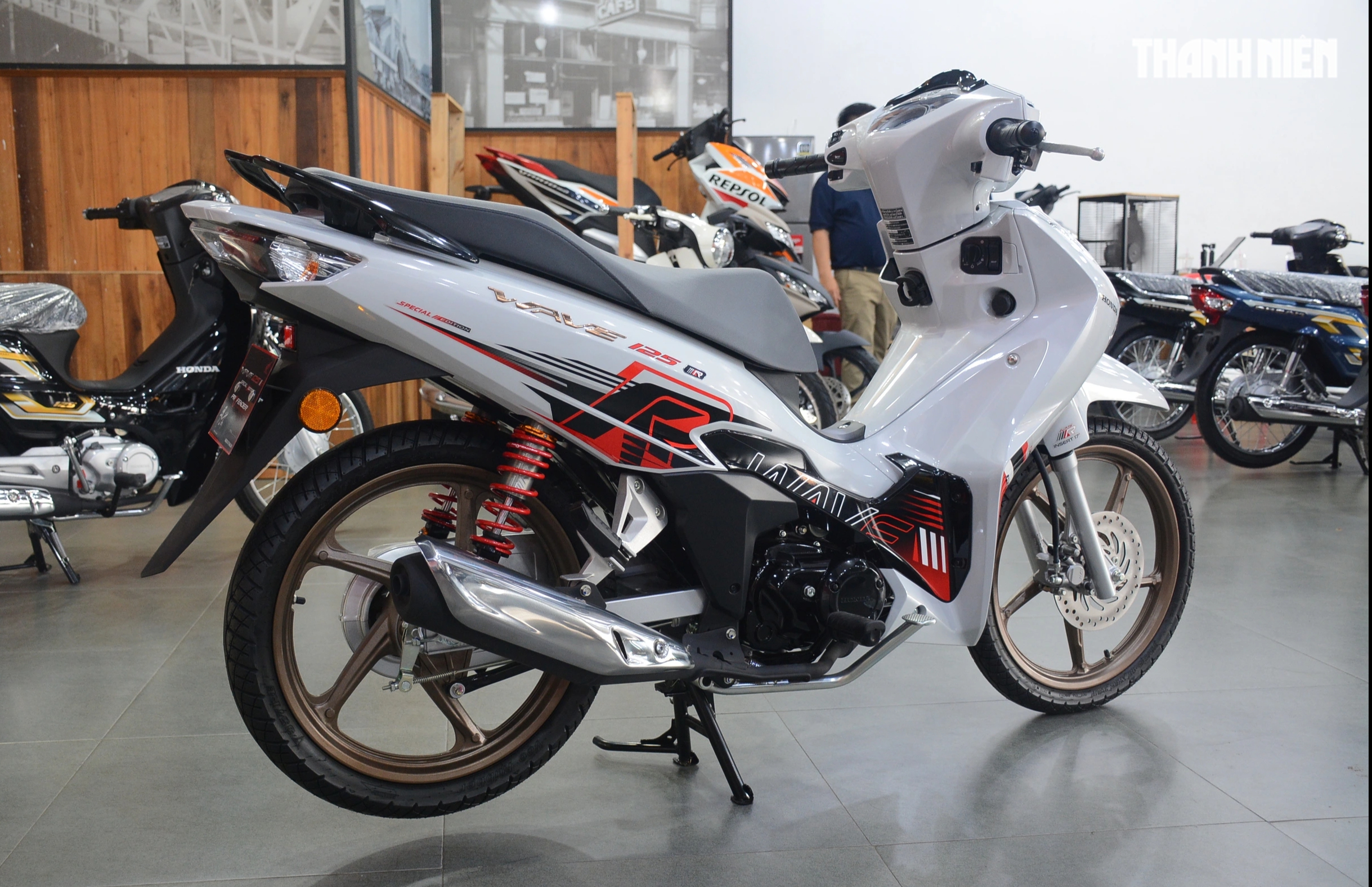 5 mẫu xe m&aacute;y nhập khẩu 'độc, lạ' thuộc diện h&agrave;ng hiếm về Việt Nam năm 2025 - Ảnh 6.