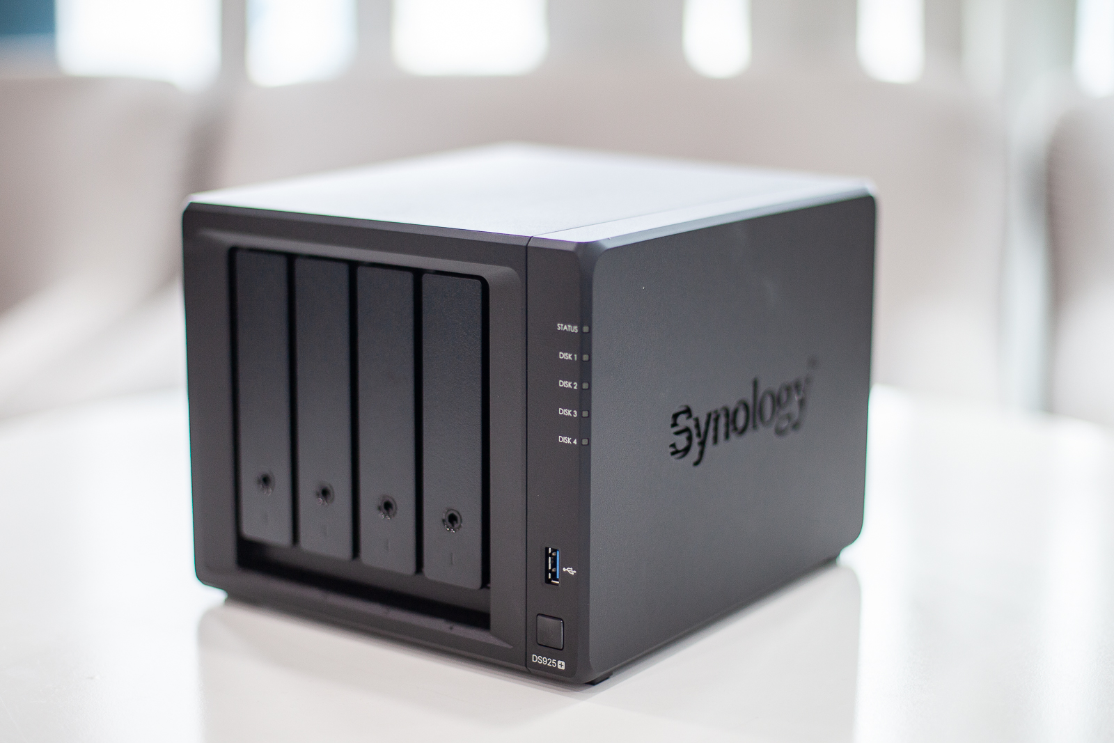 Synology DiskStation DS925+: nền tảng lưu trữ cho doanh nghiệp hiện đại - Ảnh 1.