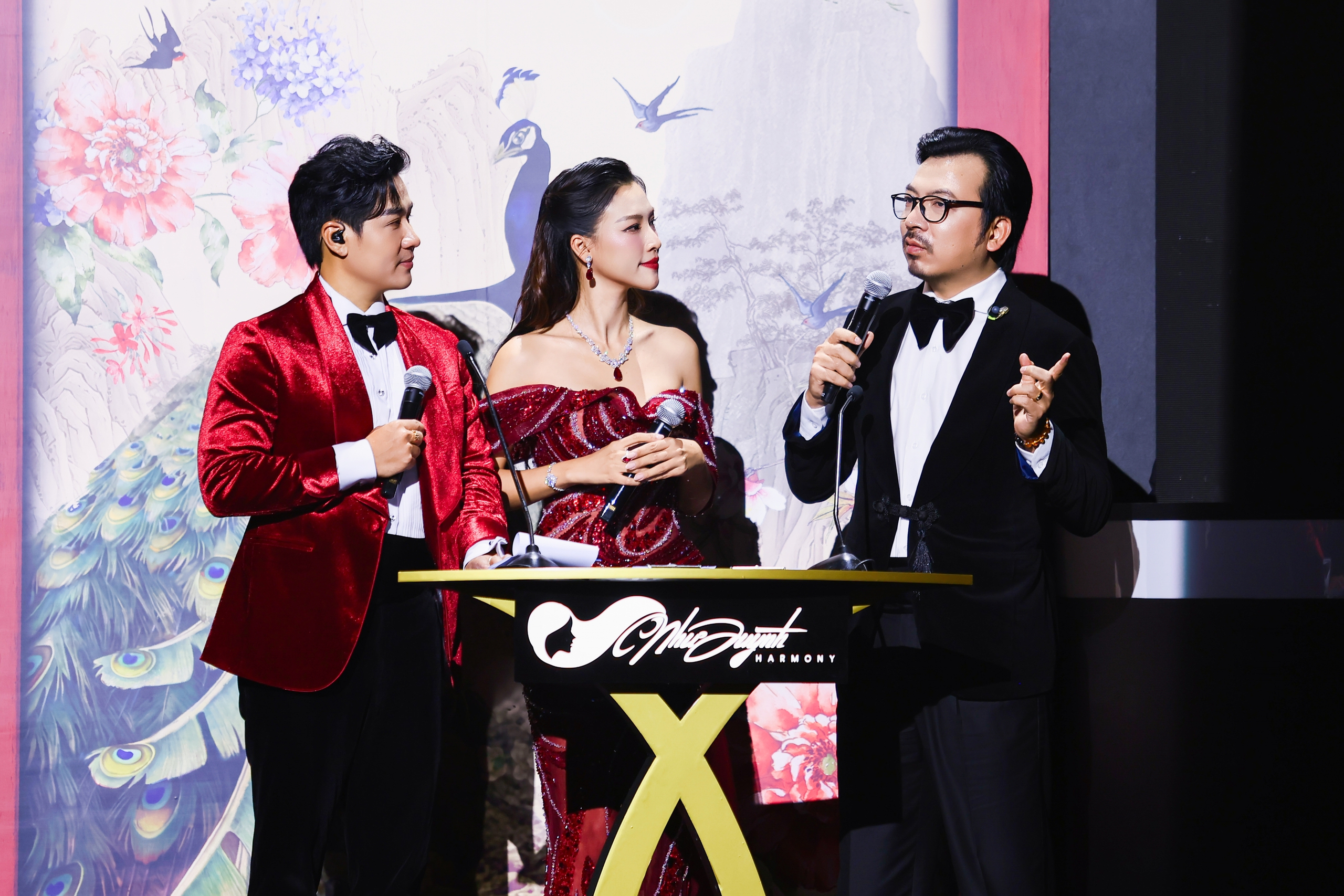 Hồ Văn Cường gây xúc động khi hát 'Giấc mơ cánh cò' cùng Như Quỳnh - Ảnh 1.