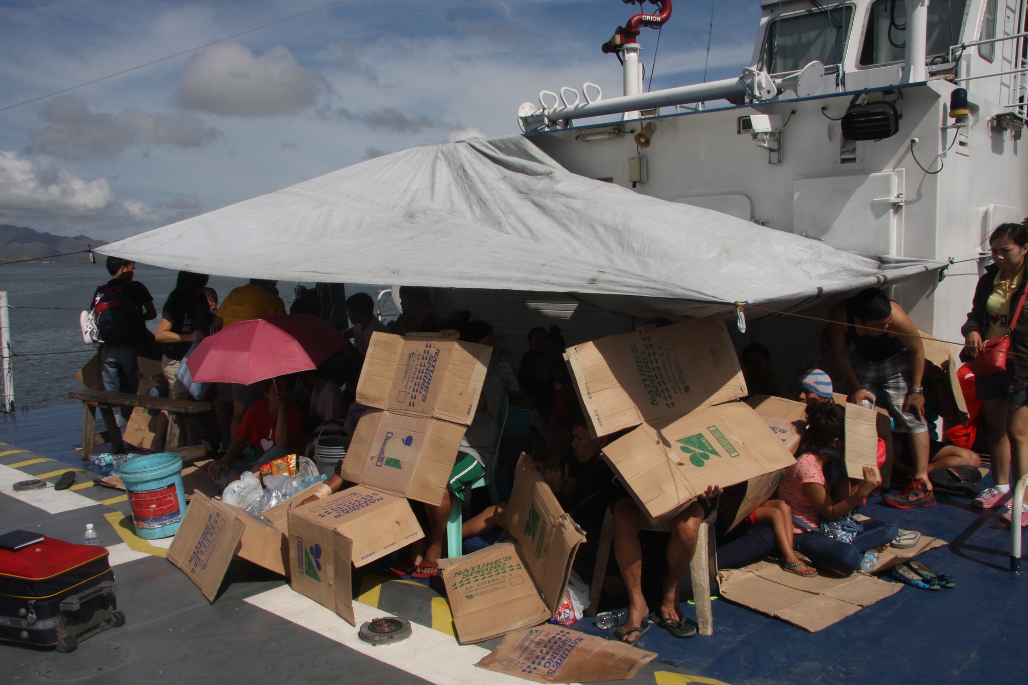 Tường trình từ trong lòng thảm họa: Những câu chuyện đau thương từ khắp thế giới - Ảnh 7. Tường trình từ trong lòng thảm họa: Những câu chuyện đau thương từ khắp thế giới - Ảnh 7.