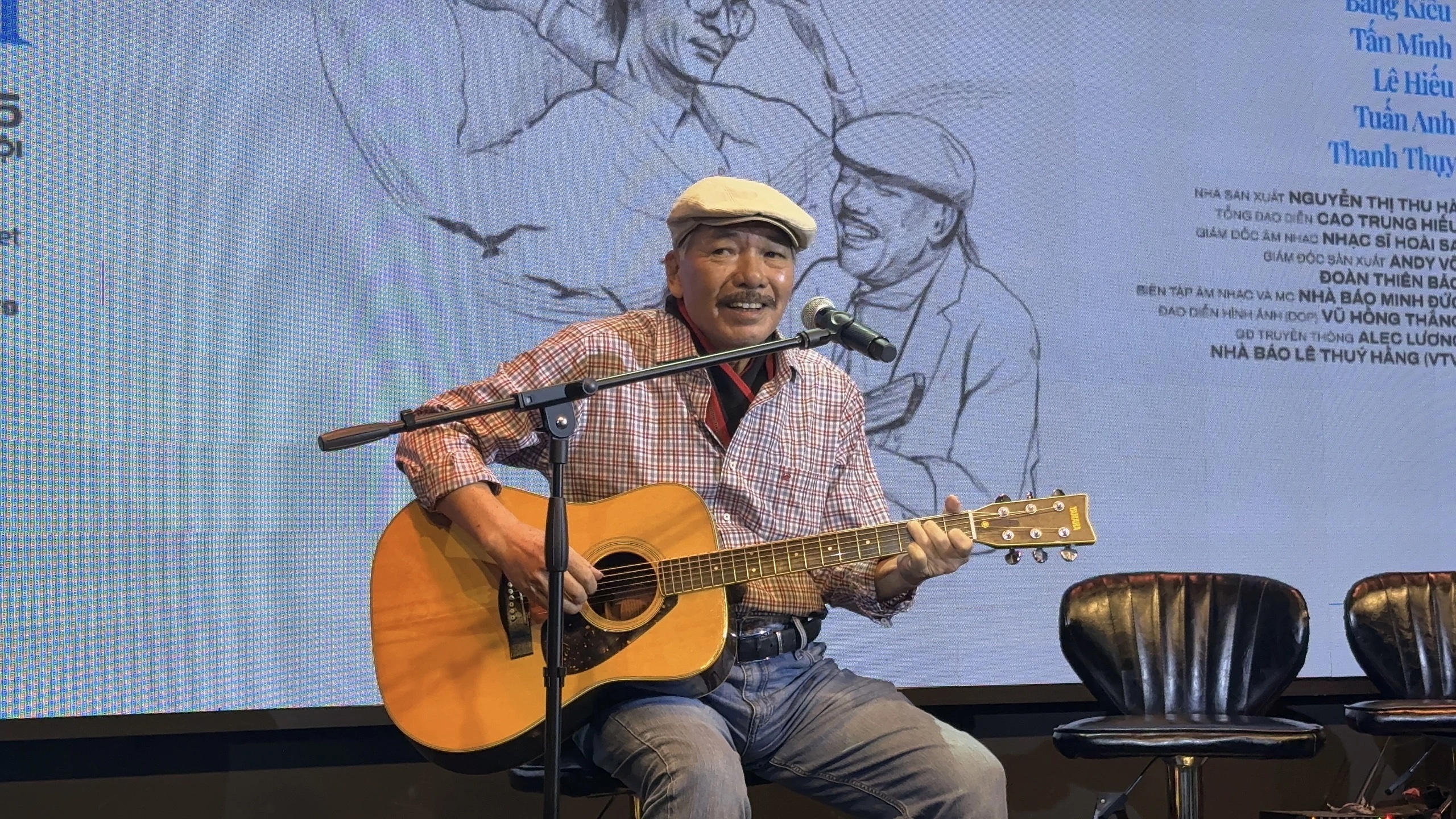 Đêm nhạc 'Về đây bốn cánh chim trời' hoãn sát giờ diễn khiến khán giả bức xúc- Ảnh 3. Đêm nhạc 'Về đây bốn cánh chim trời' hoãn sát giờ diễn khiến khán giả bức xúc- Ảnh 3.