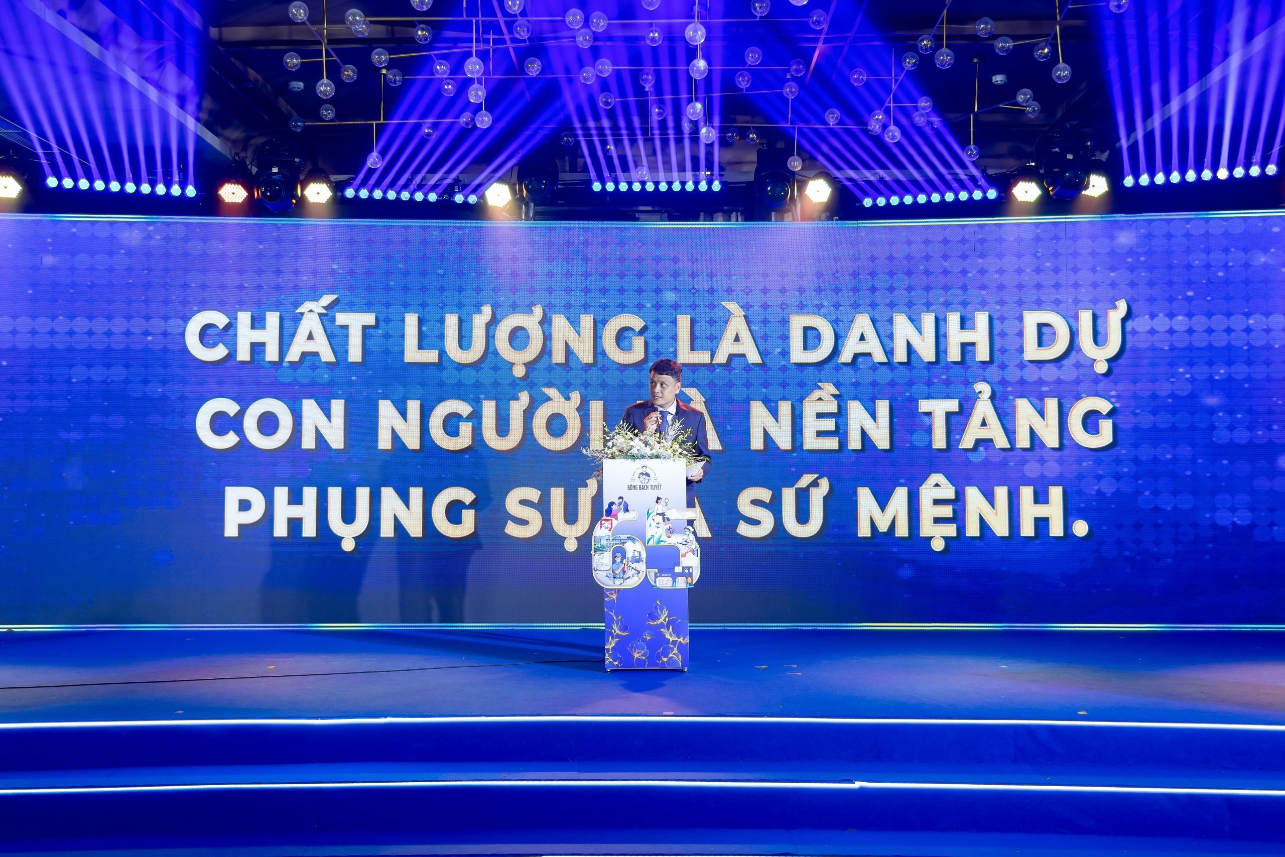 Giấc mơ đưa ‘bông Việt’ vươn ra thế giới của doanh nghiệp 65 tuổi- Ảnh 5.