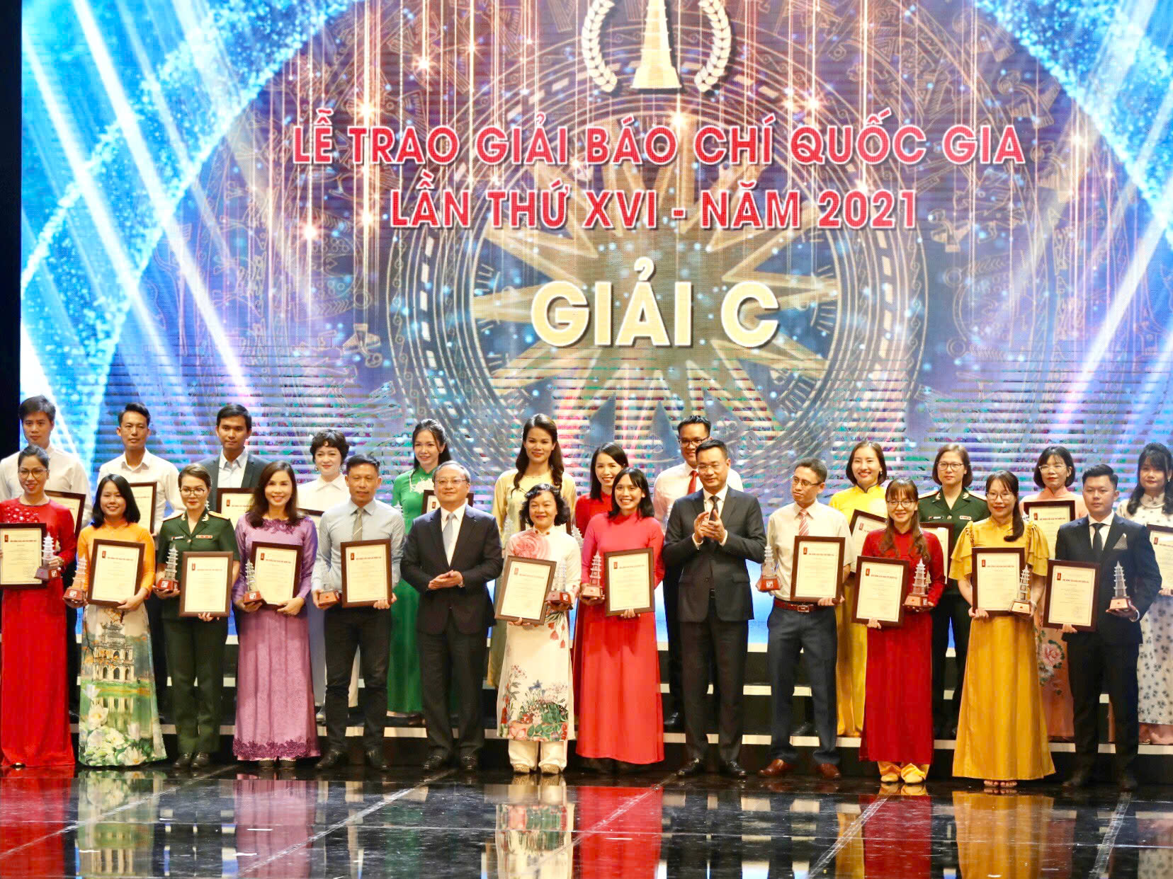 Dấu ấn Thanh Niên trong việc mở cửa kinh tế TP . HCM giữa đại dịch Covid - 19 - Ảnh 1.