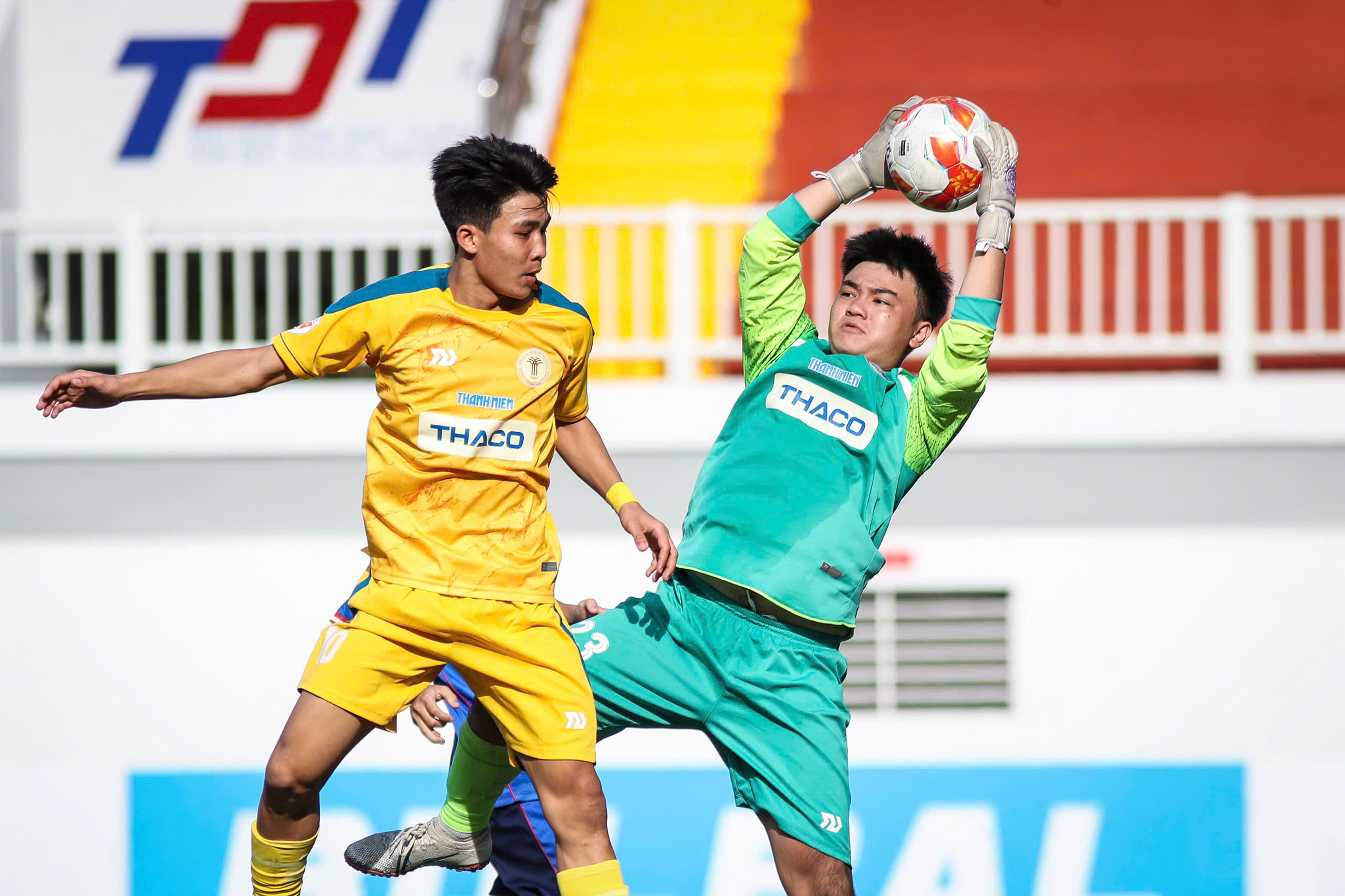 Nhiều trận đấu 'nảy lửa' ở vòng loại giải bóng đá Thanh Niên sinh viên Việt Nam- Ảnh 3.